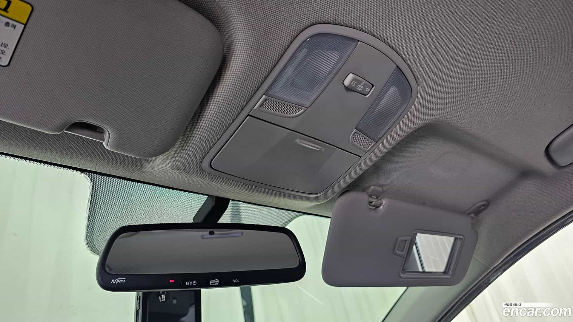AVANTE Hyundai 2017.6-OPTION-021