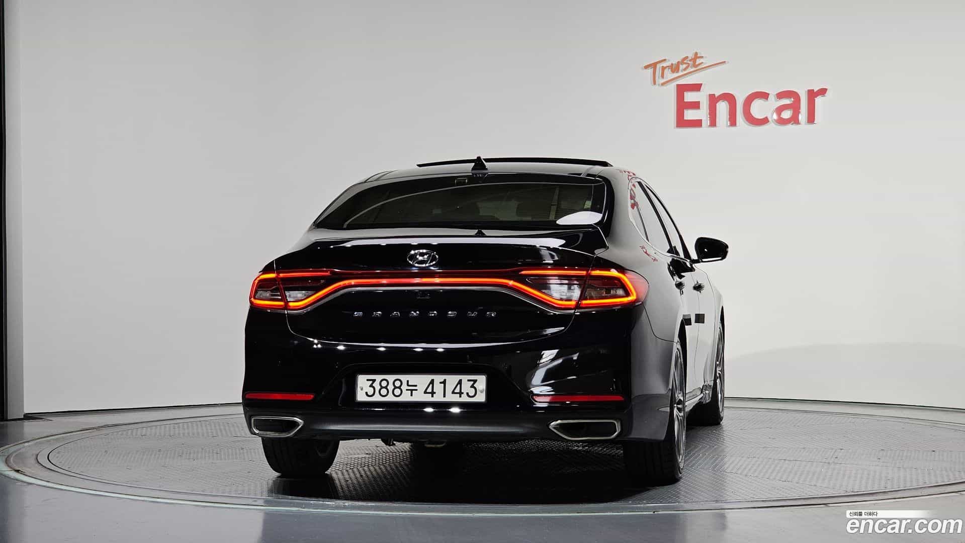 Grandeur Hyundai 2017.0-OUTER-004
