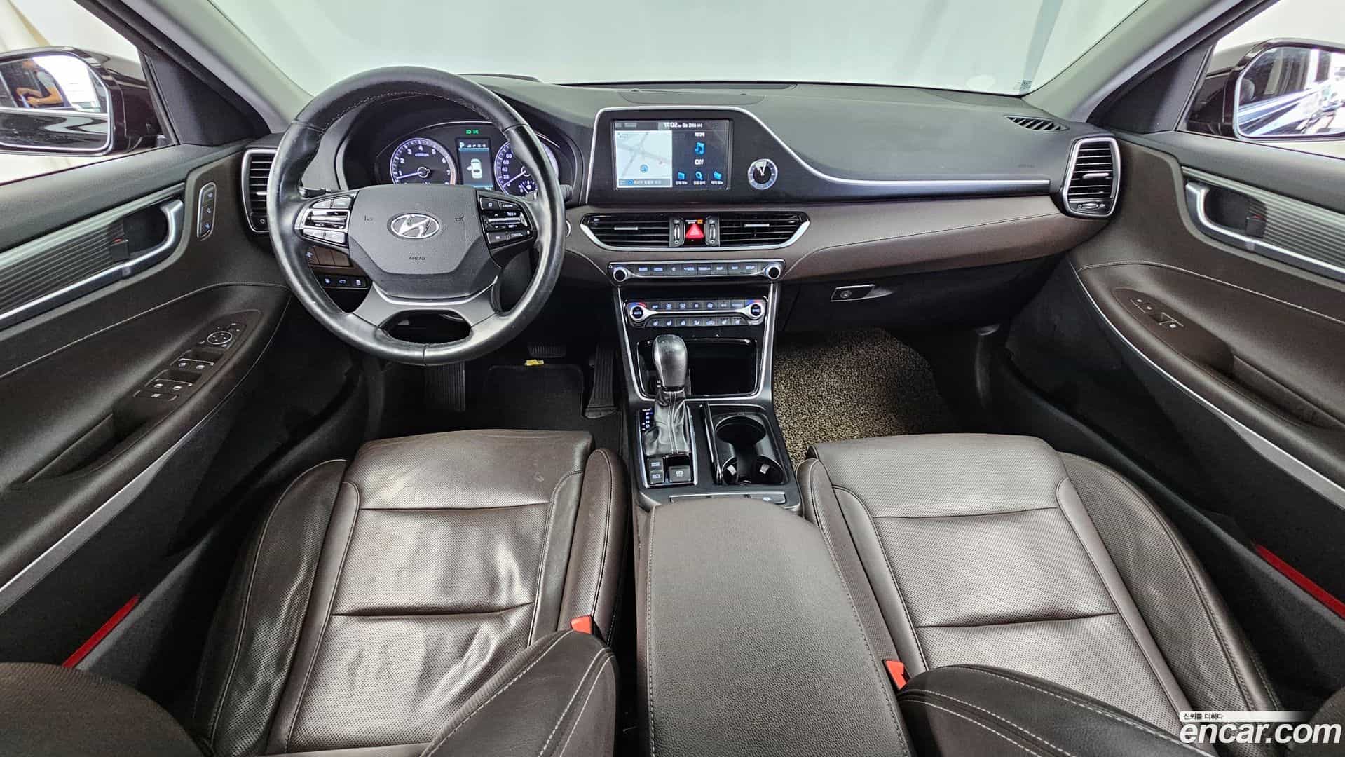 Grandeur Hyundai 2017.0-INNER-007