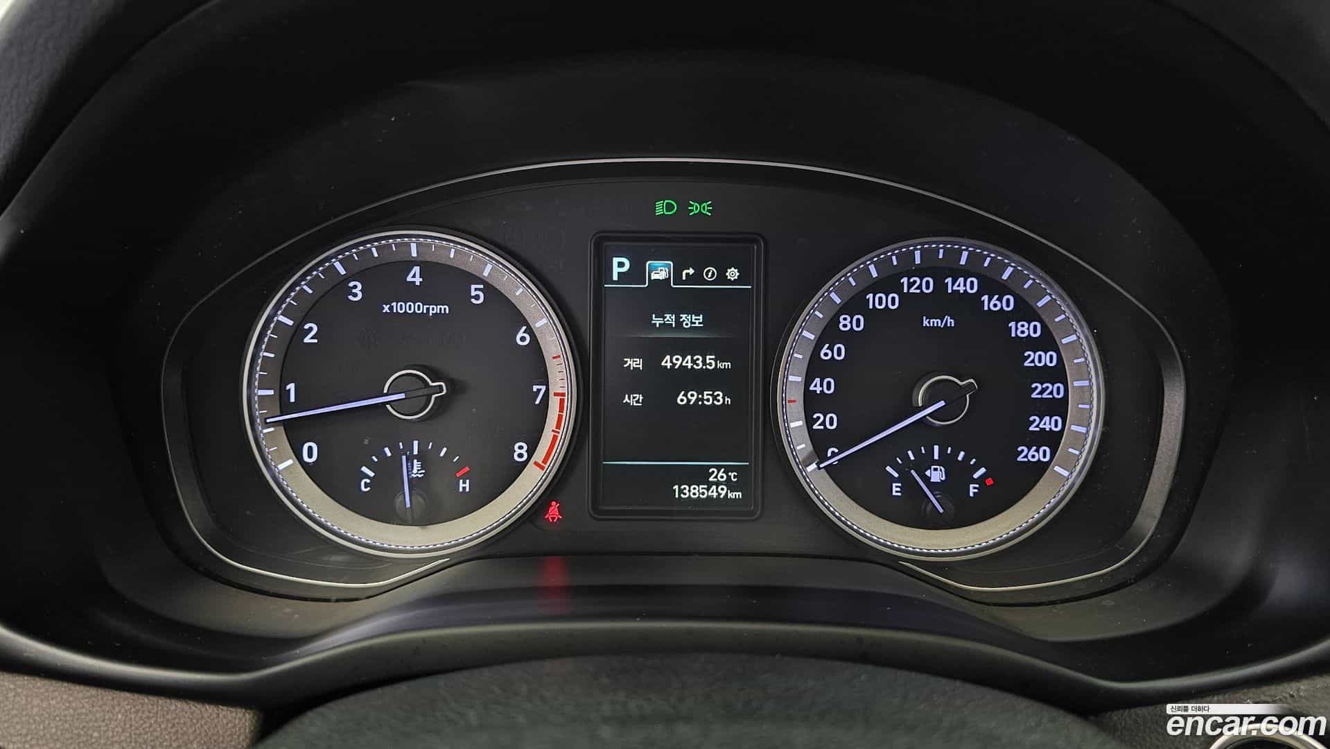 Grandeur Hyundai 2017.0-INNER-008