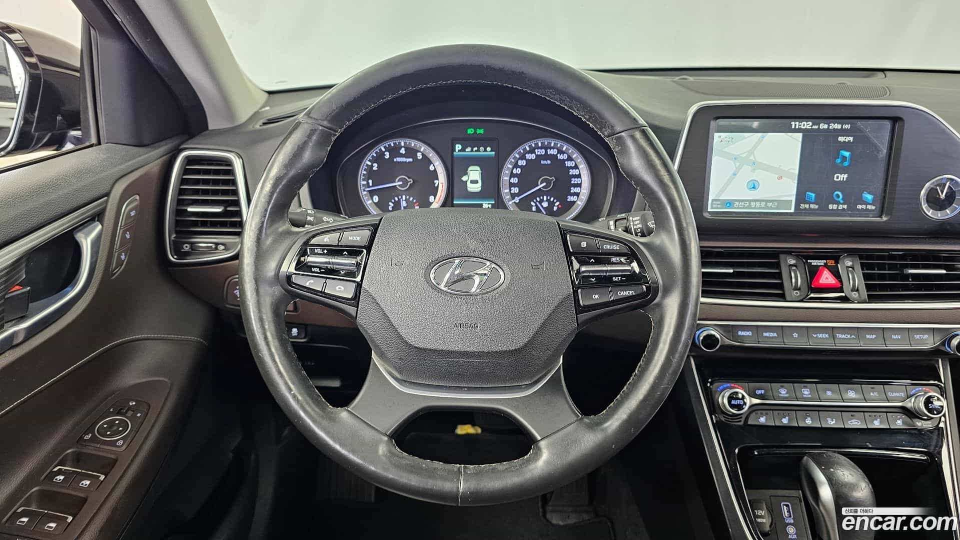 Grandeur Hyundai 2017.0-OPTION-017
