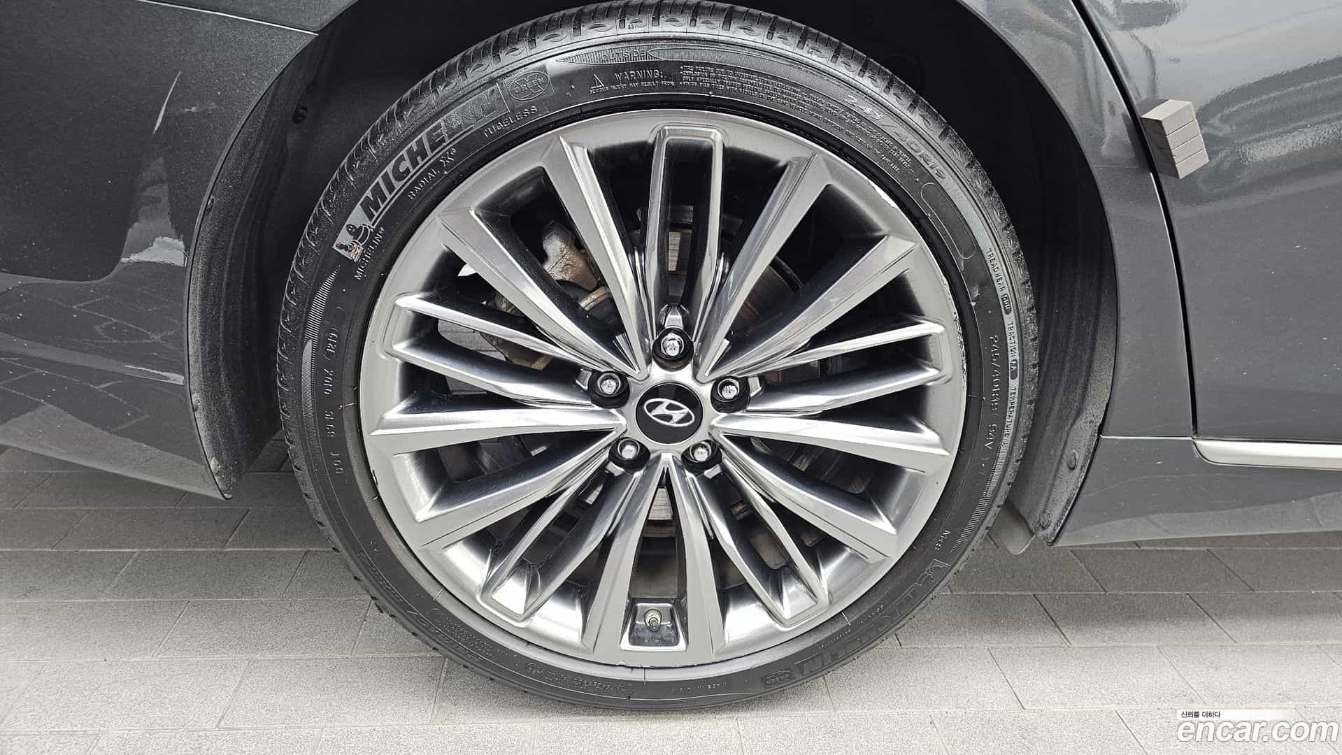 Grandeur Hyundai 2019.9-OUTER-005