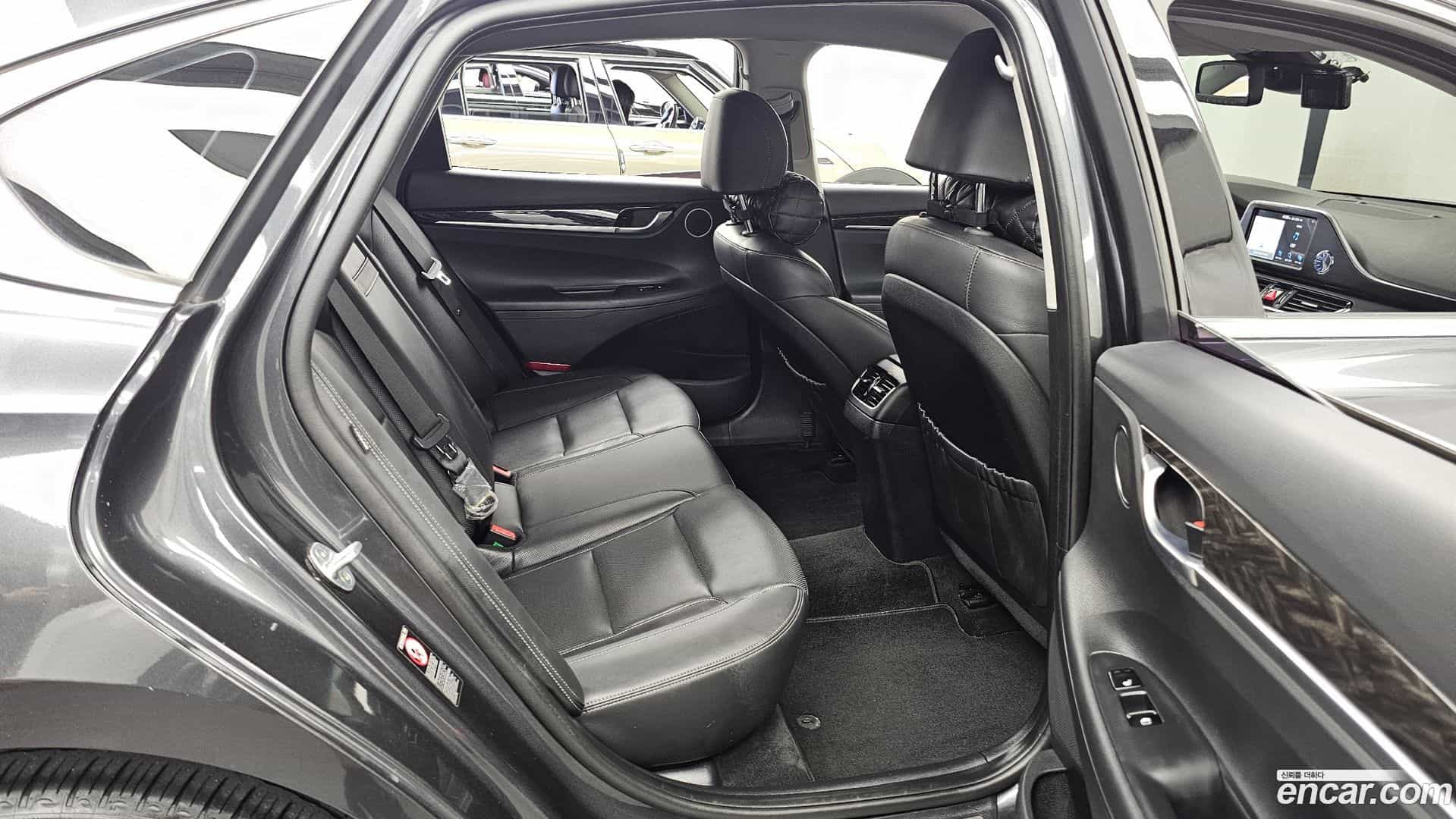 Grandeur Hyundai 2019.9-OPTION-016