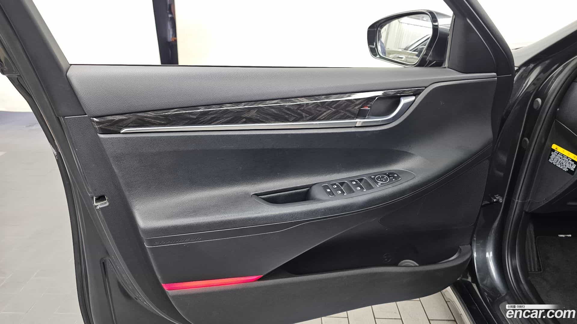 Grandeur Hyundai 2019.9-INNER-034