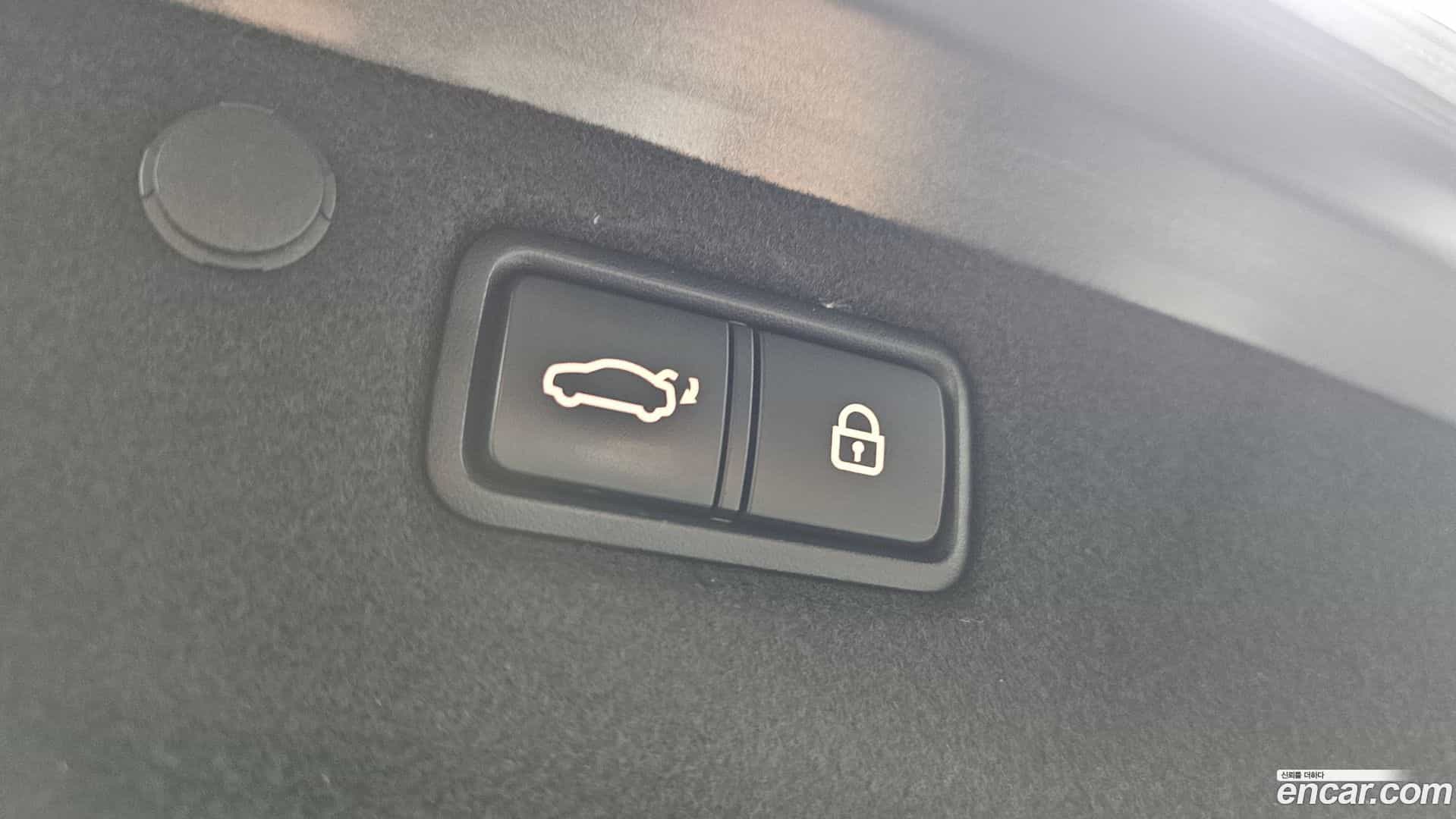 Grandeur Hyundai 2019.9-OPTION-040