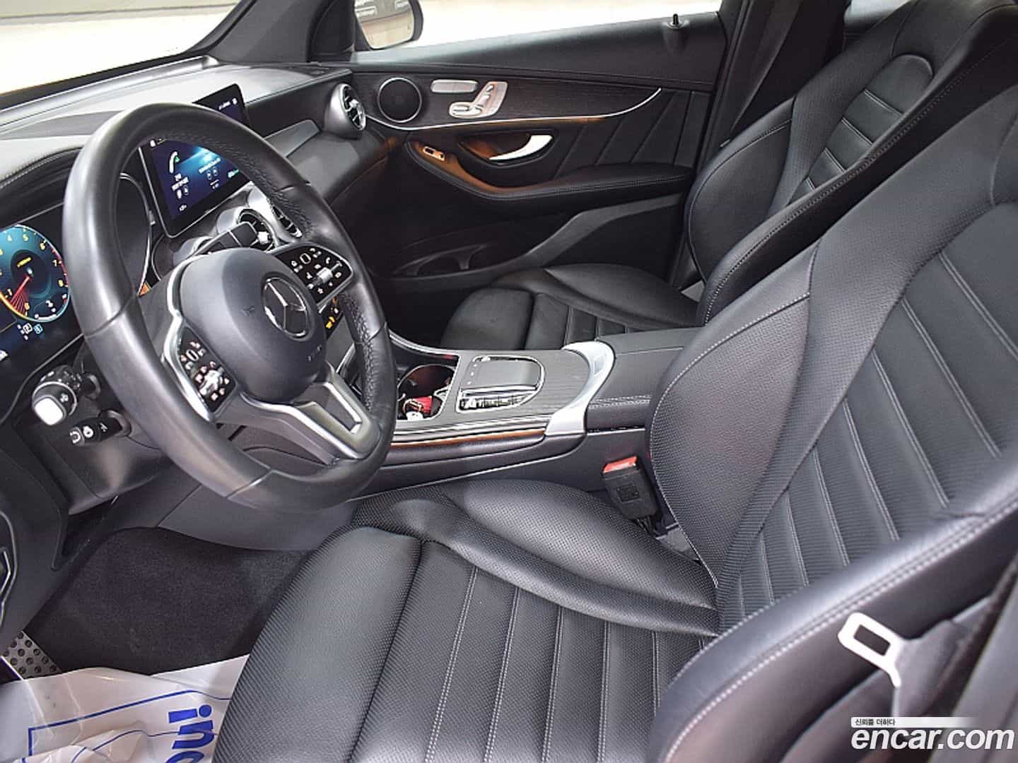 GLC-Class Mercedes-Benz 2022.5-OUTER-004