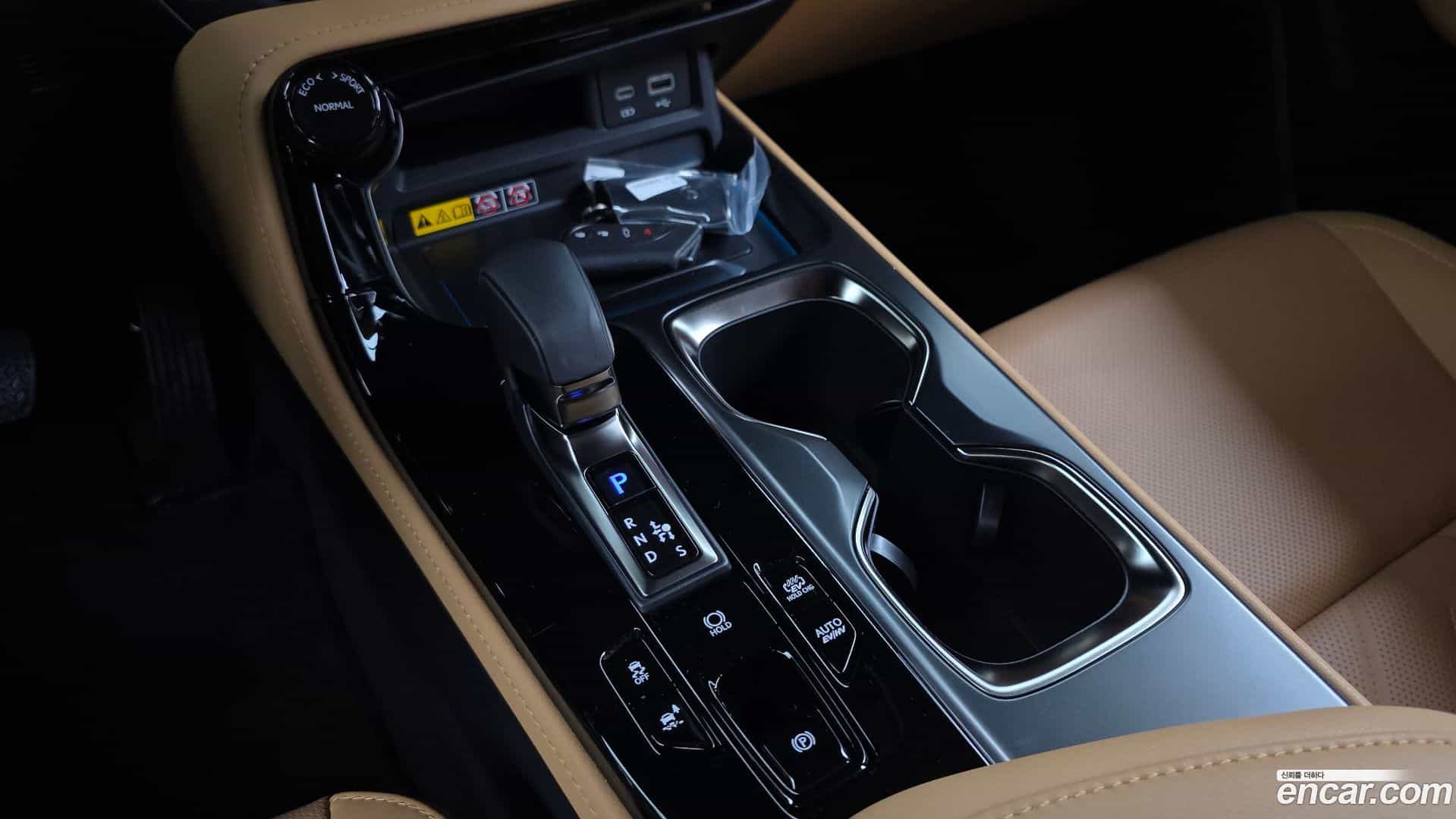 NX Lexus 2025.4-INNER-009