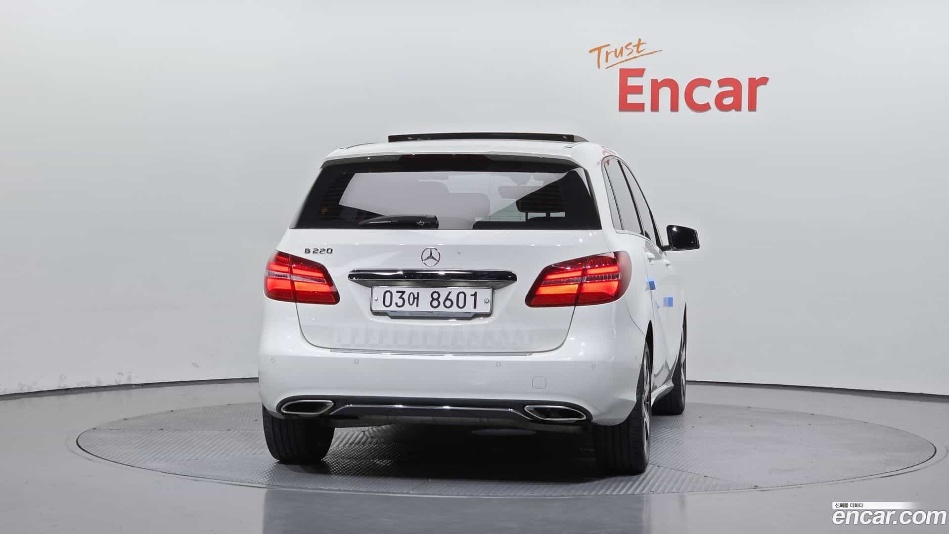 B-Class Mercedes-Benz 2018.2-OUTER-004
