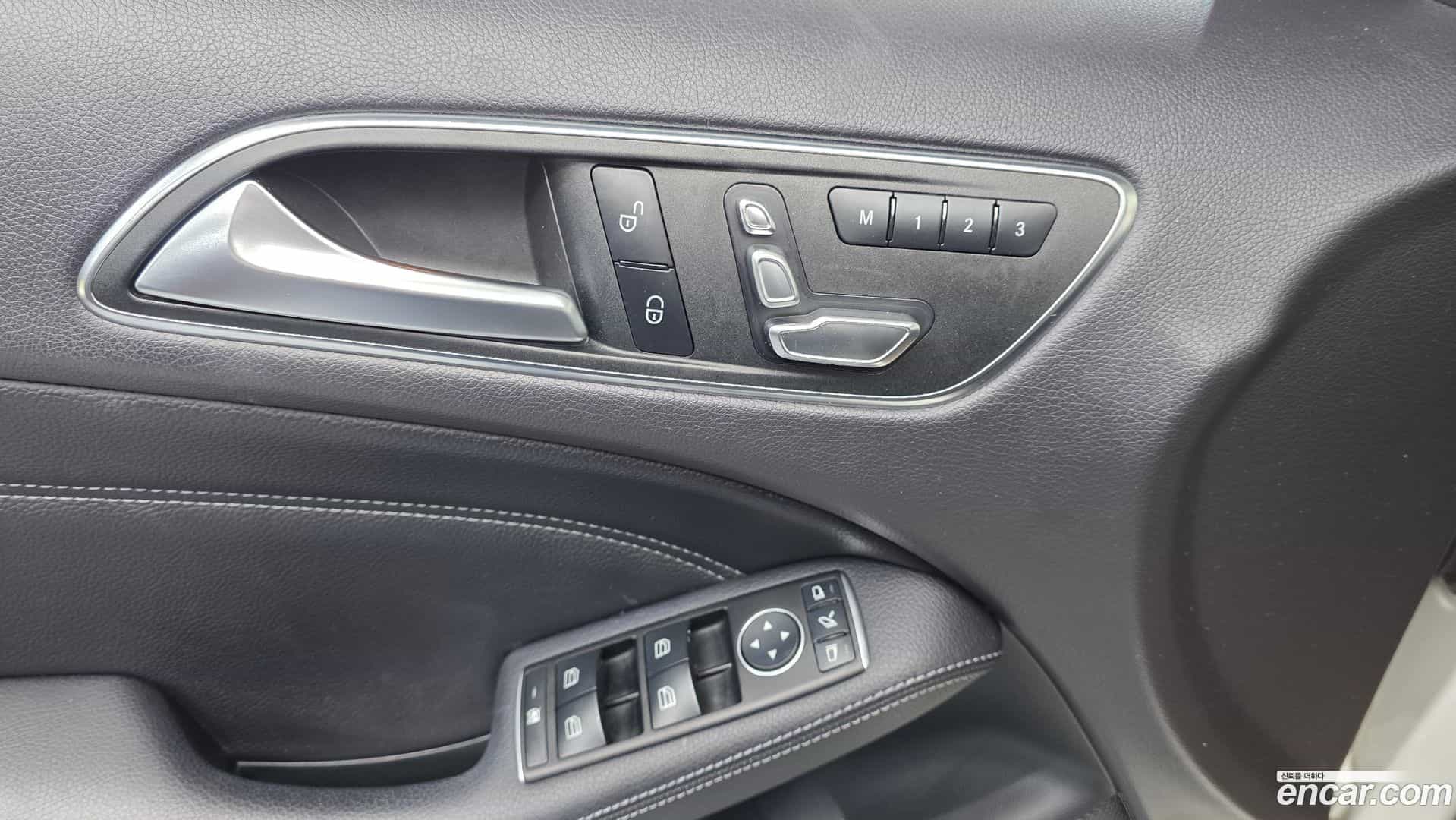 B-Class Mercedes-Benz 2018.2-OPTION-024