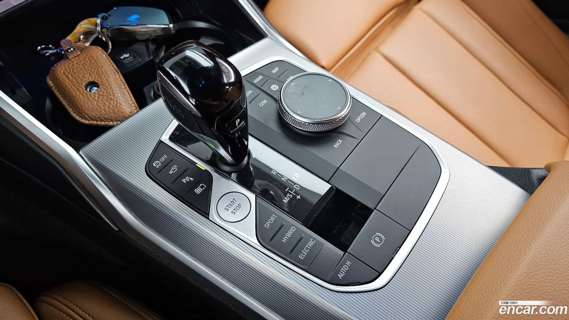 3-Series BMW 2022.5-INNER-009