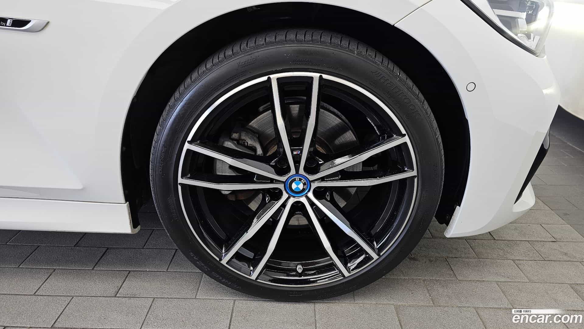 3-Series BMW 2022.5-OUTER-031