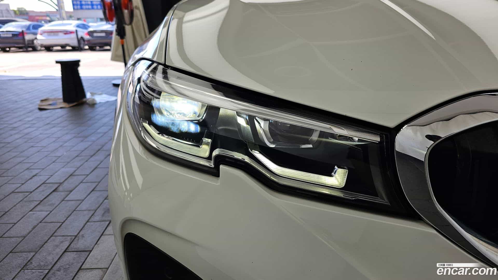 3-Series BMW 2022.5-OUTER-032