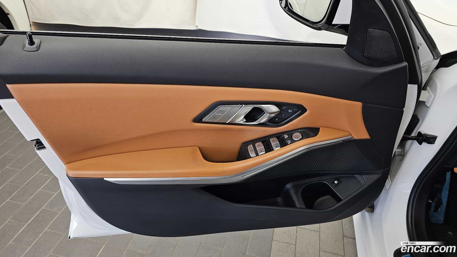 3-Series BMW 2022.5-INNER-034