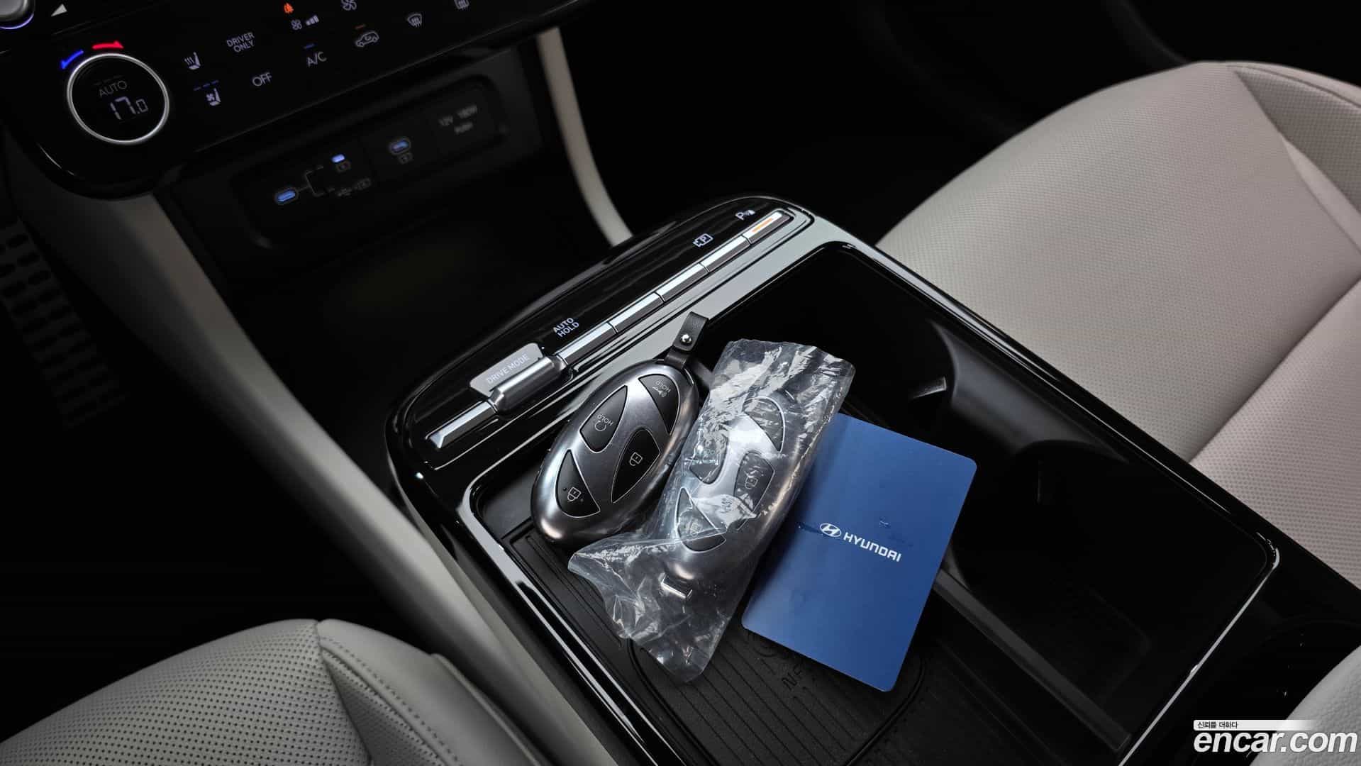 Tucson Hyundai 2025.6-OPTION-024