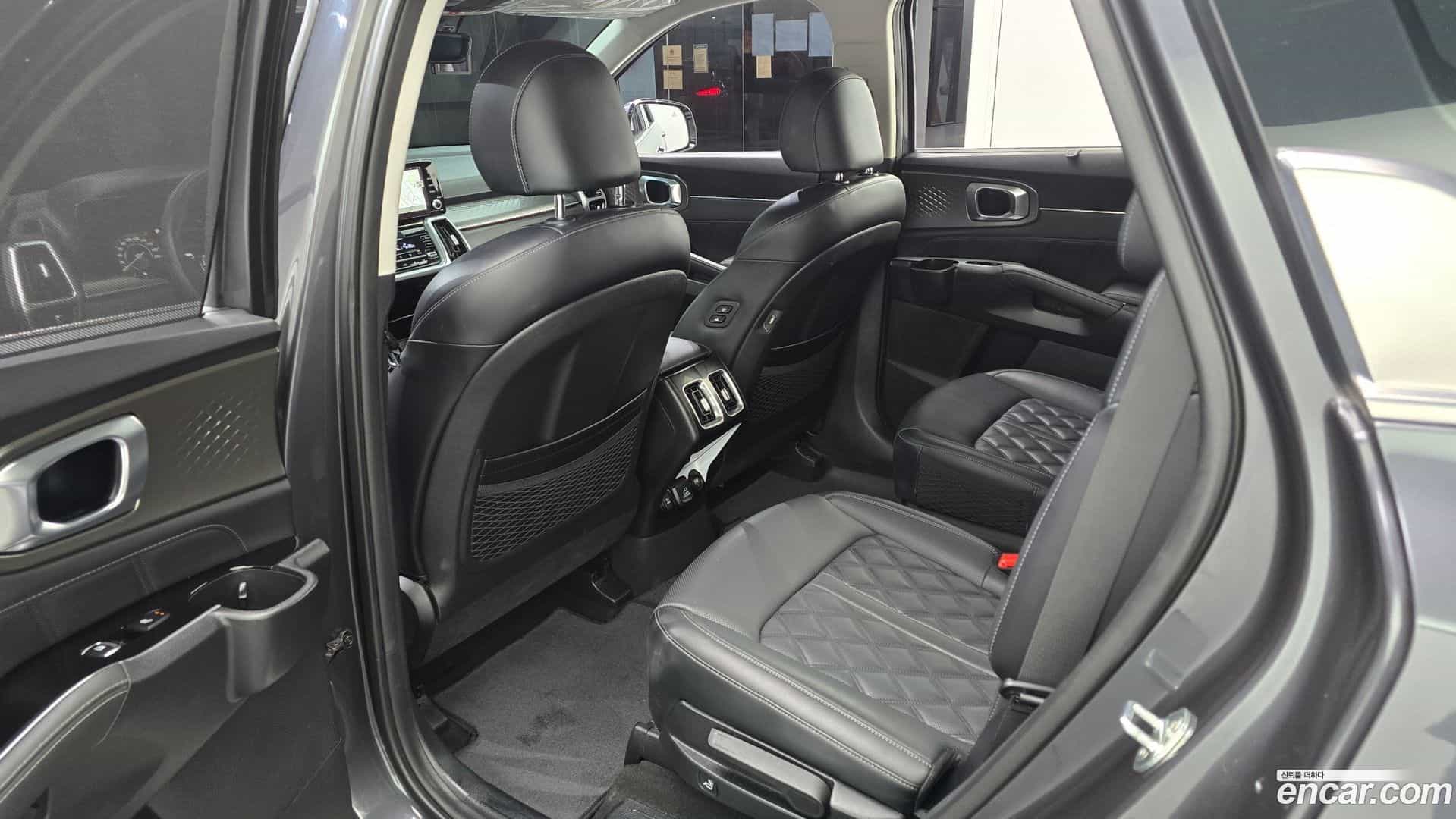 Sorento Kia 2022.1-OPTION-016