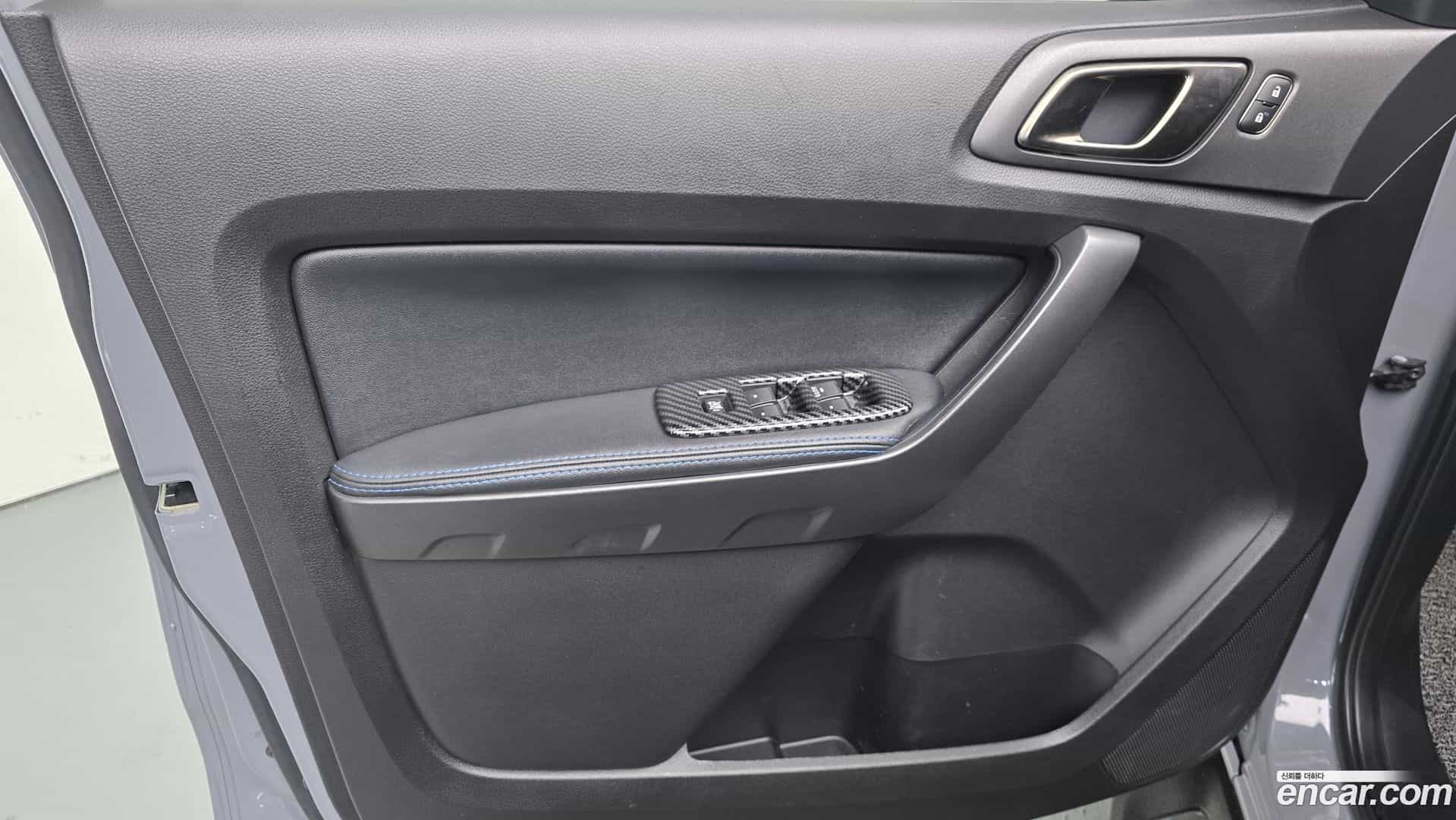 Ranger Ford 2022.6-INNER-034