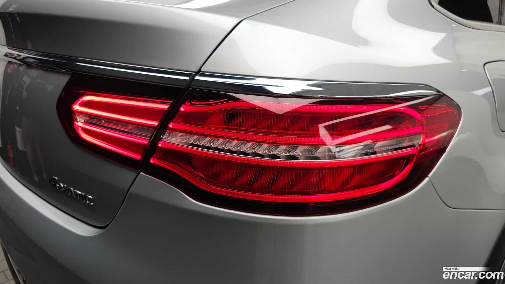 GLE-Class Mercedes-Benz 2017.8-OUTER-033