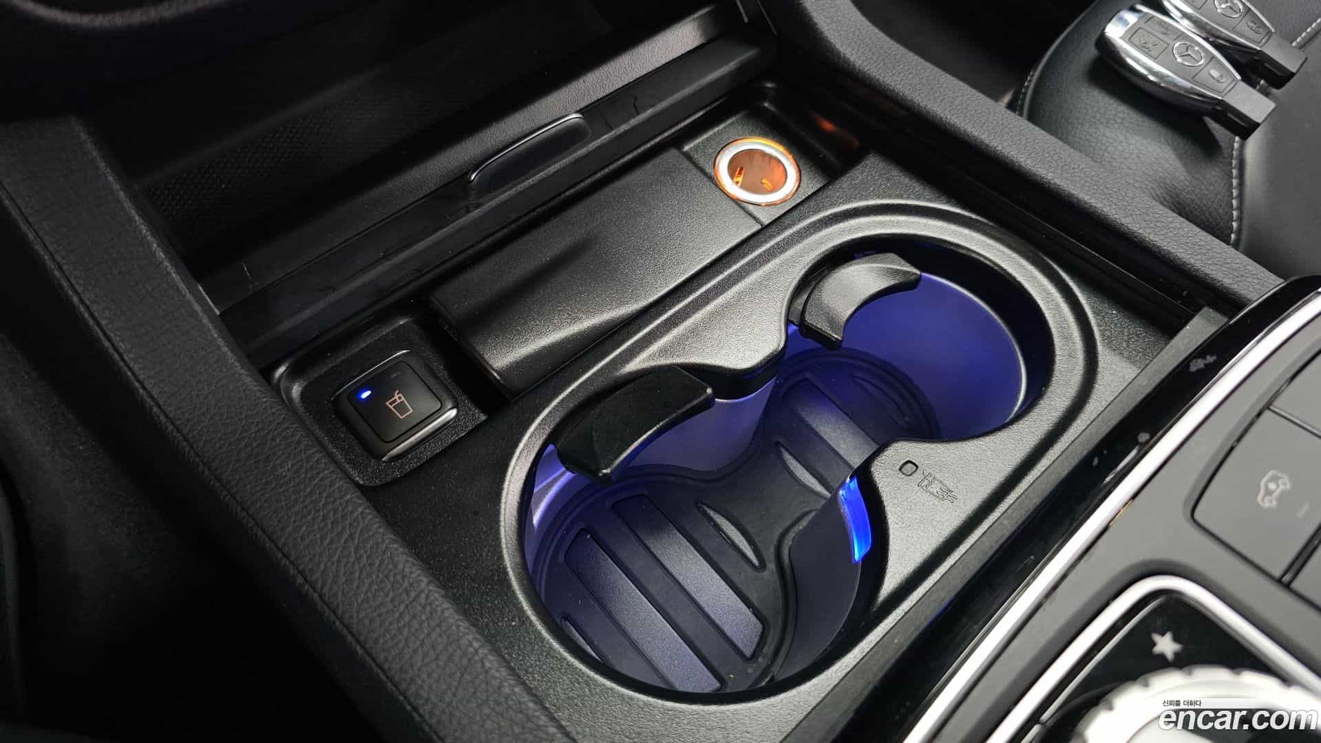 GLE-Class Mercedes-Benz 2017.8-OPTION-046