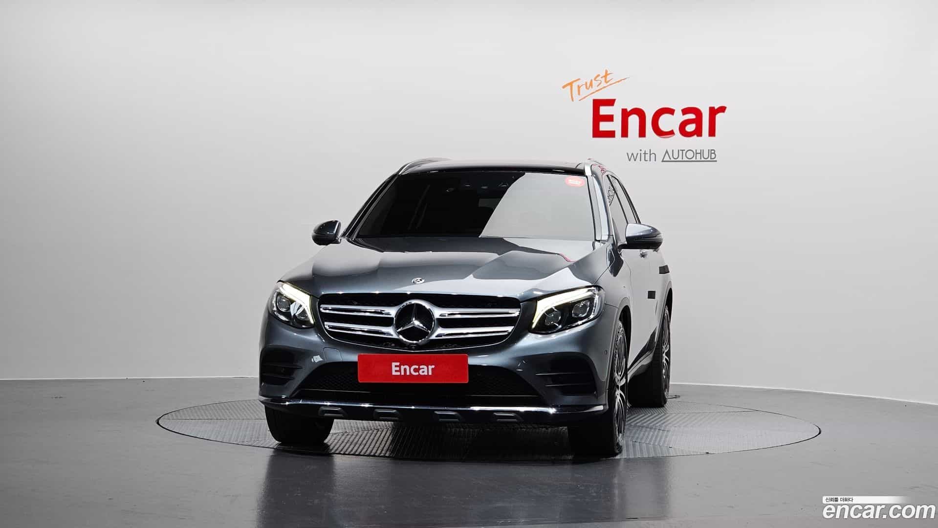 GLC-Class Mercedes-Benz 2018.6-OUTER-003