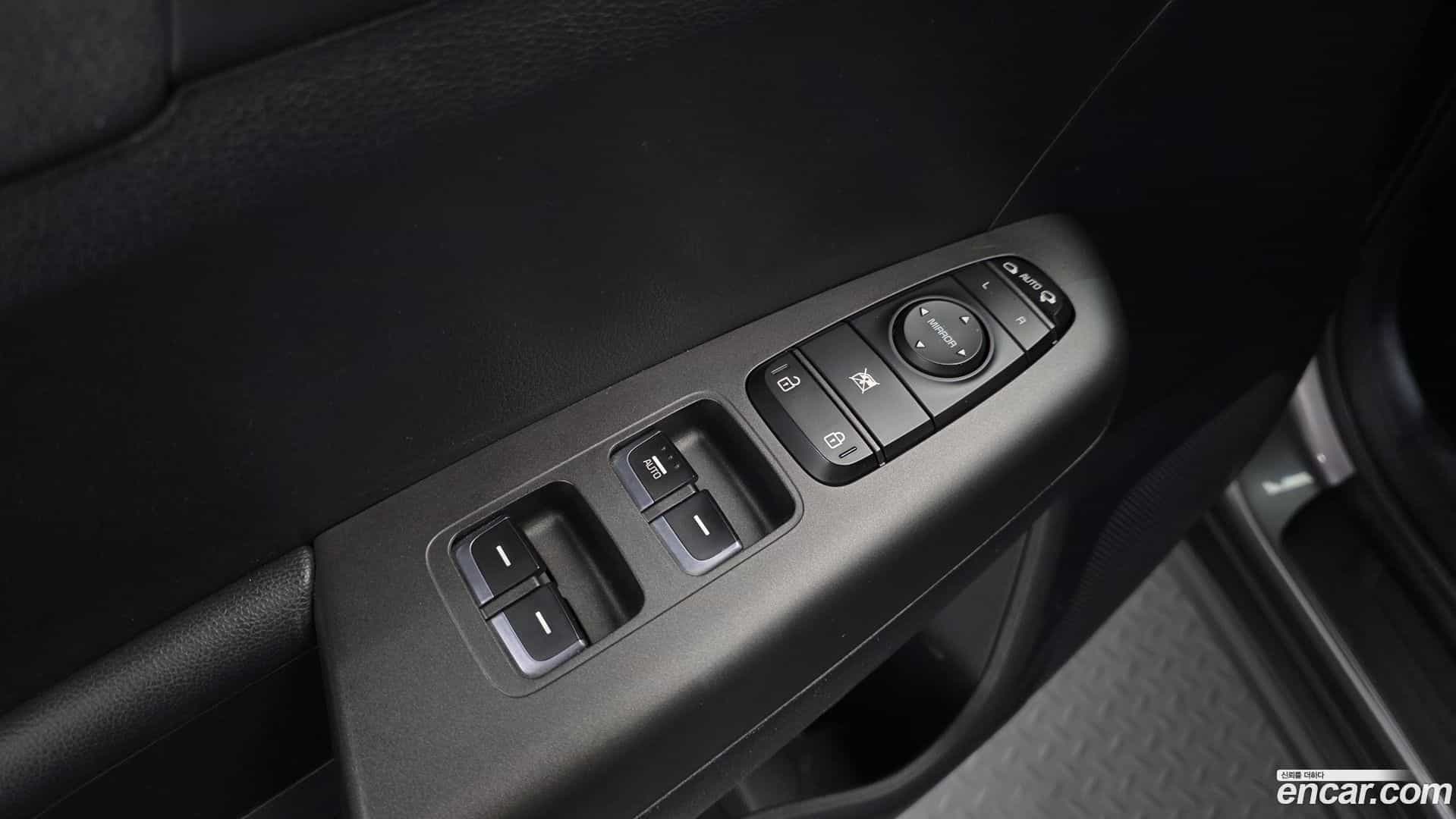 Sportage Kia 2016.1-OPTION-040