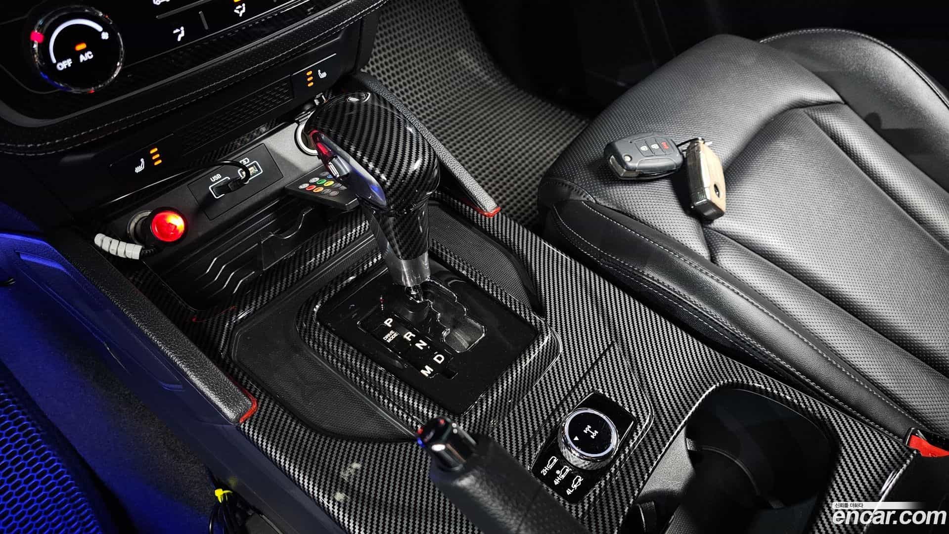 Rexton KG Mobility 2023.2-INNER-009