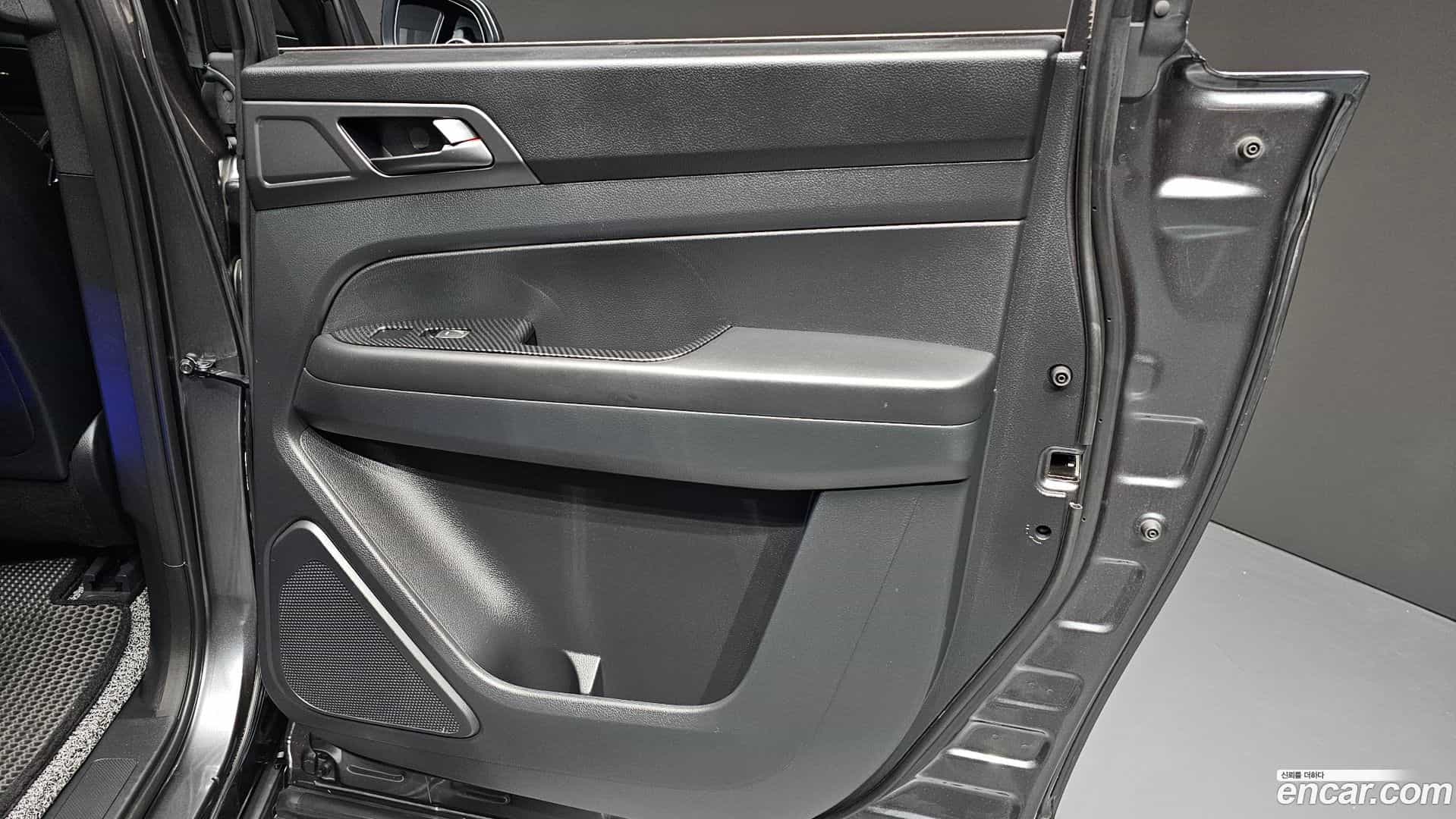 Rexton KG Mobility 2023.2-OPTION-040