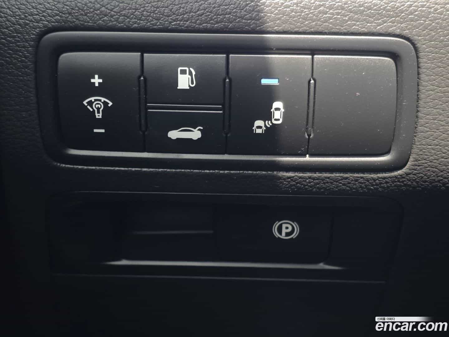 G80 Genesis 2018.4-OPTION-020