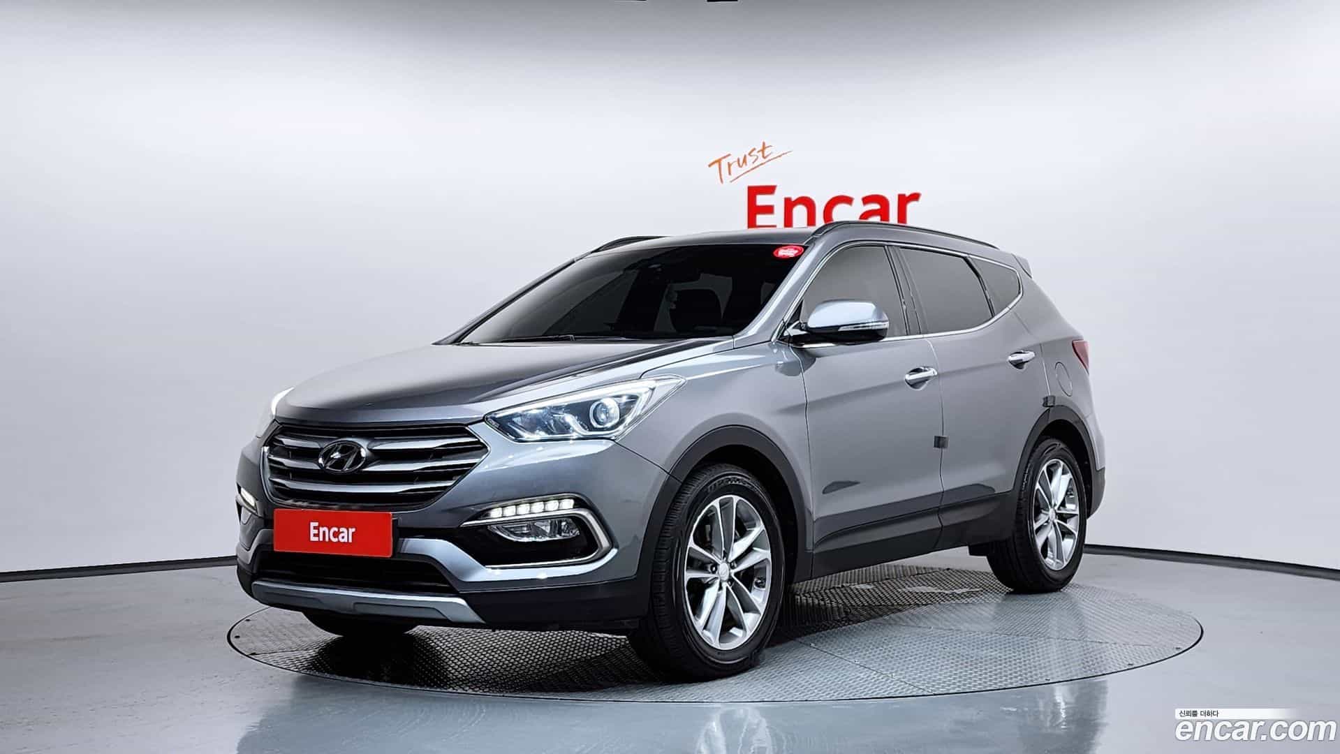 Santafe Hyundai 2016.11-OUTER-001