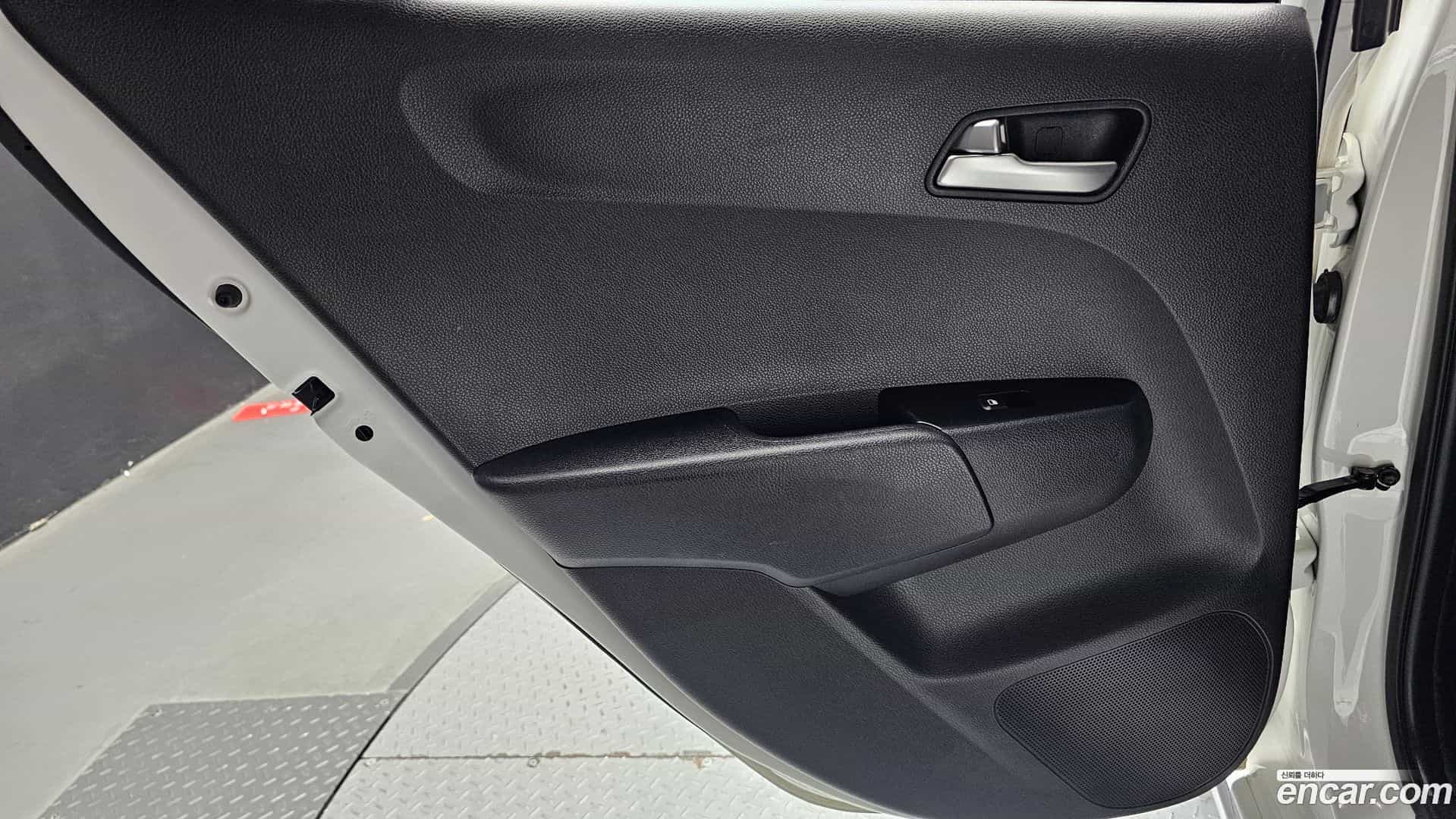 morning Kia 2023.2-INNER-035