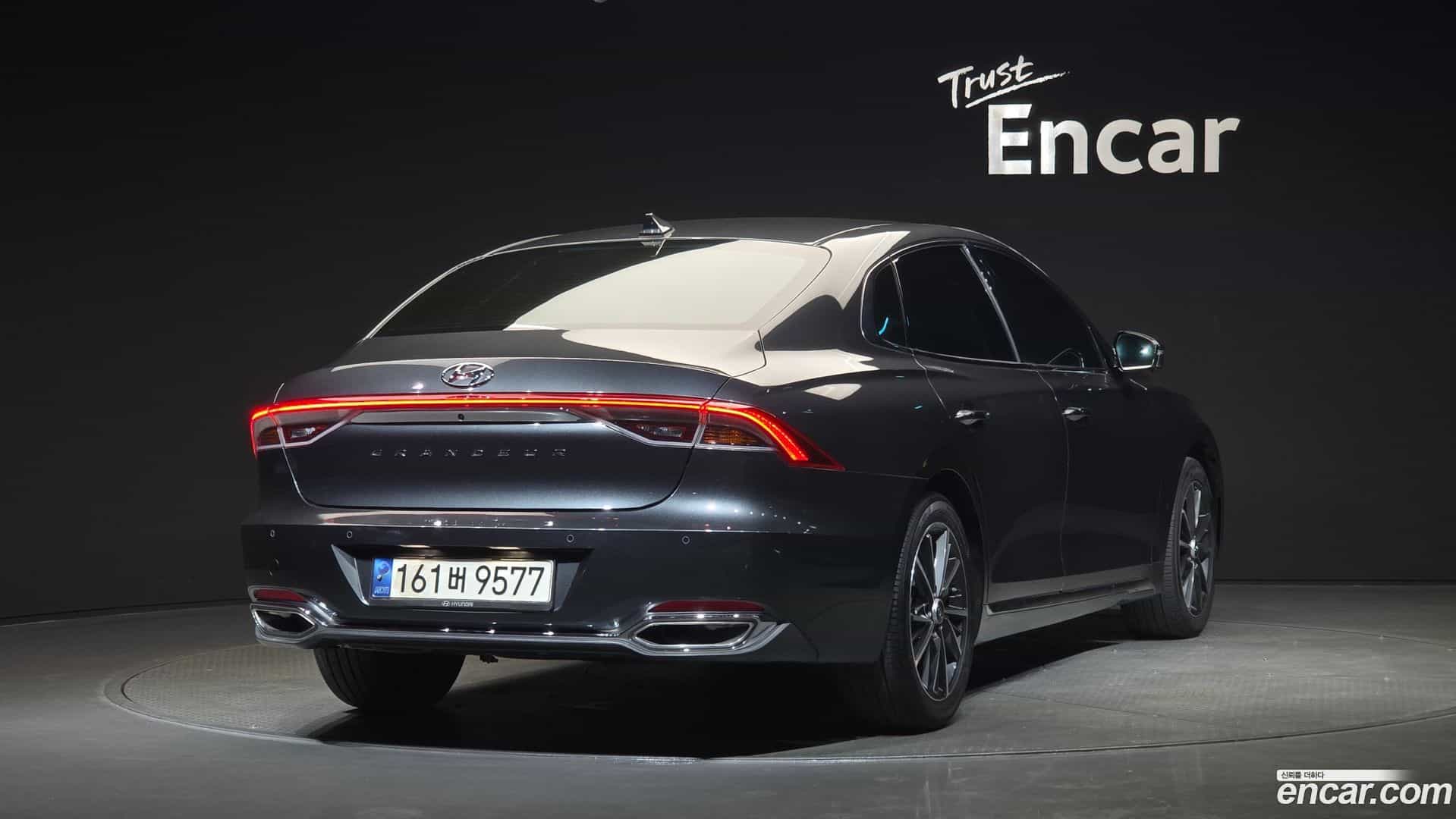 Grandeur Hyundai 2022.5-OUTER-002