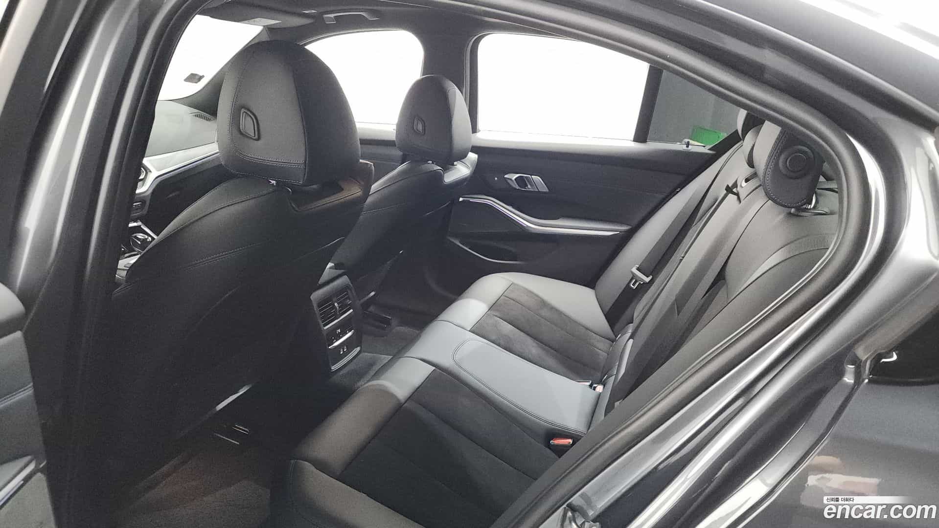 3-Series BMW 2021.4-OPTION-015