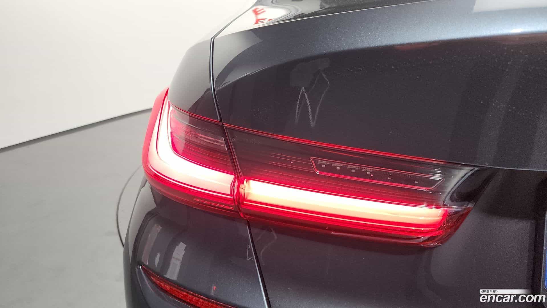 3-Series BMW 2021.4-OUTER-033
