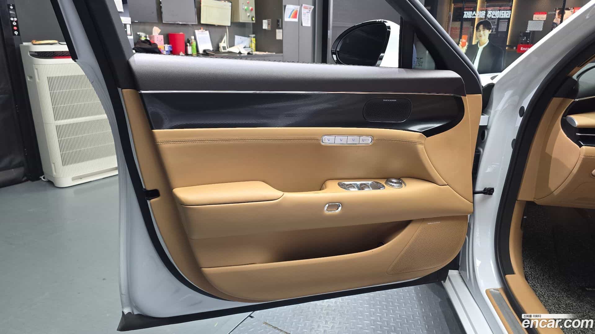 G90 Genesis 2022.7-INNER-034