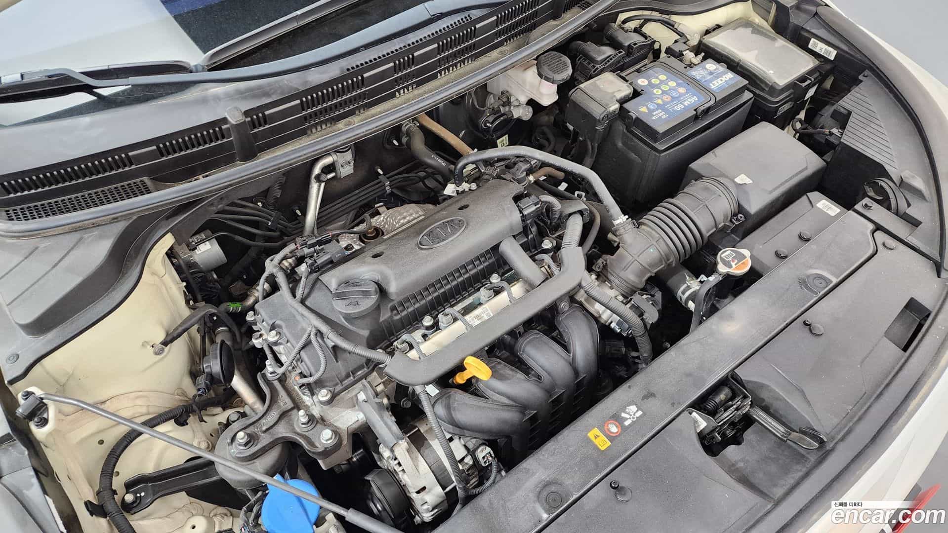 Stonic Kia 2018.3-OUTER-006