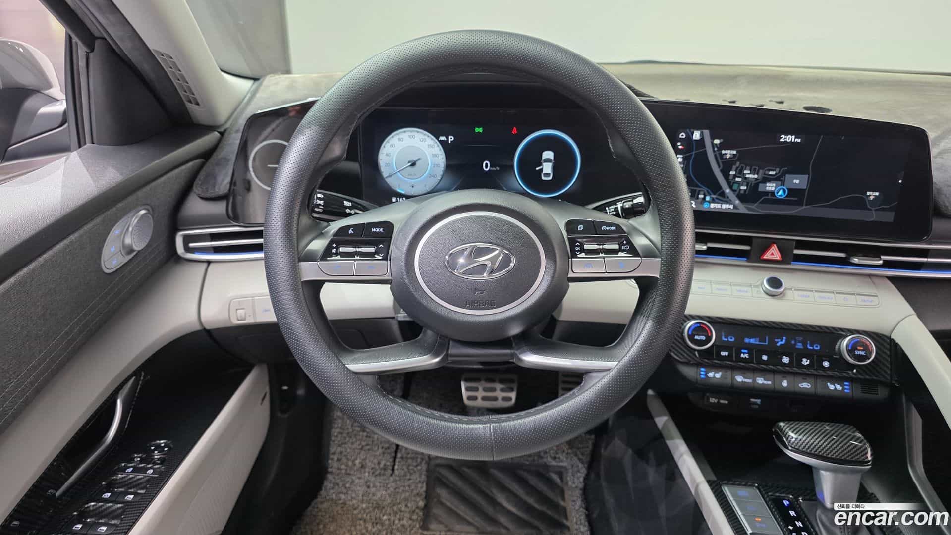 AVANTE Hyundai 2022.10-OPTION-018