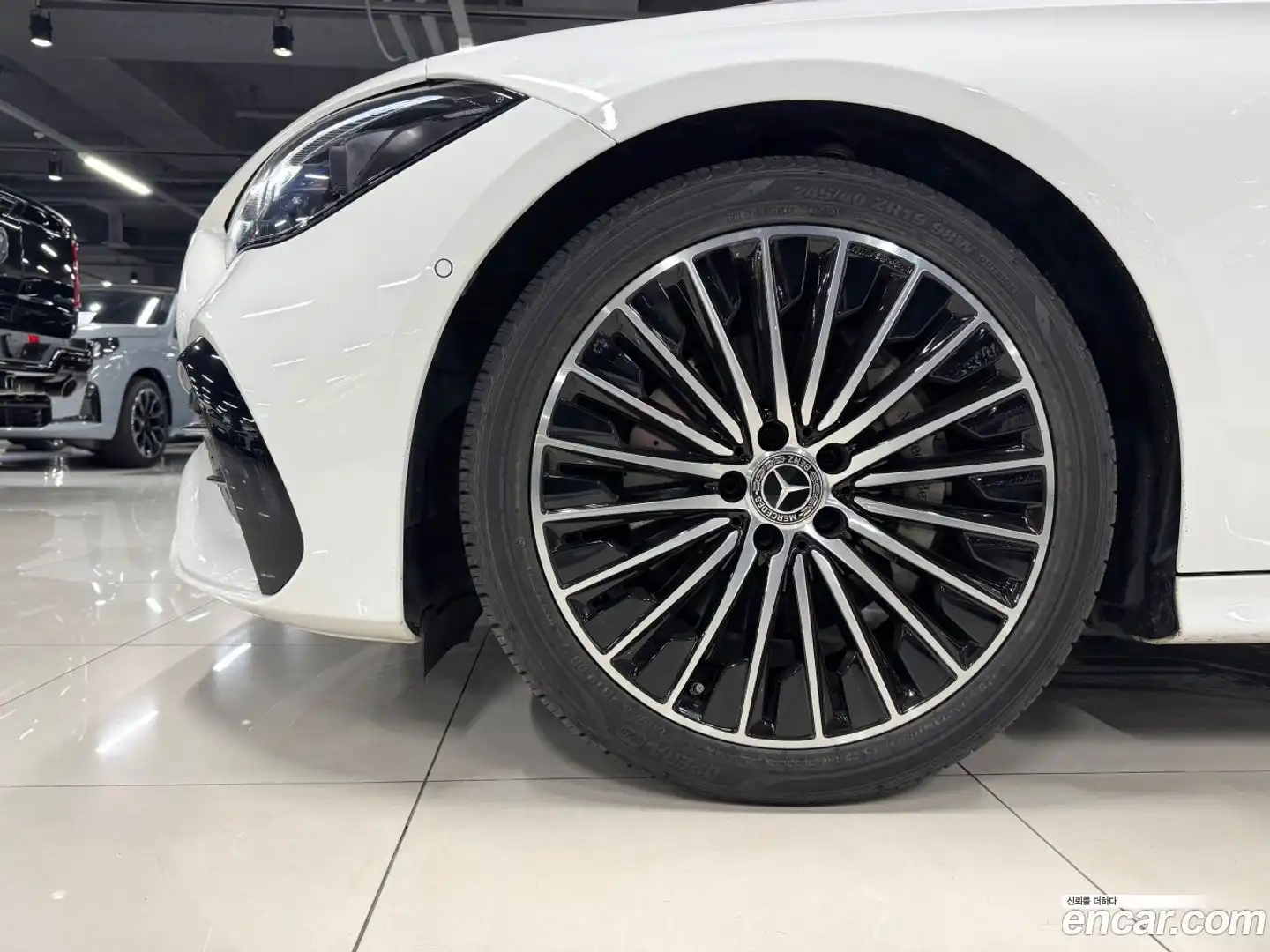 CLE-Class Mercedes-Benz 2025.1-OPTION-021