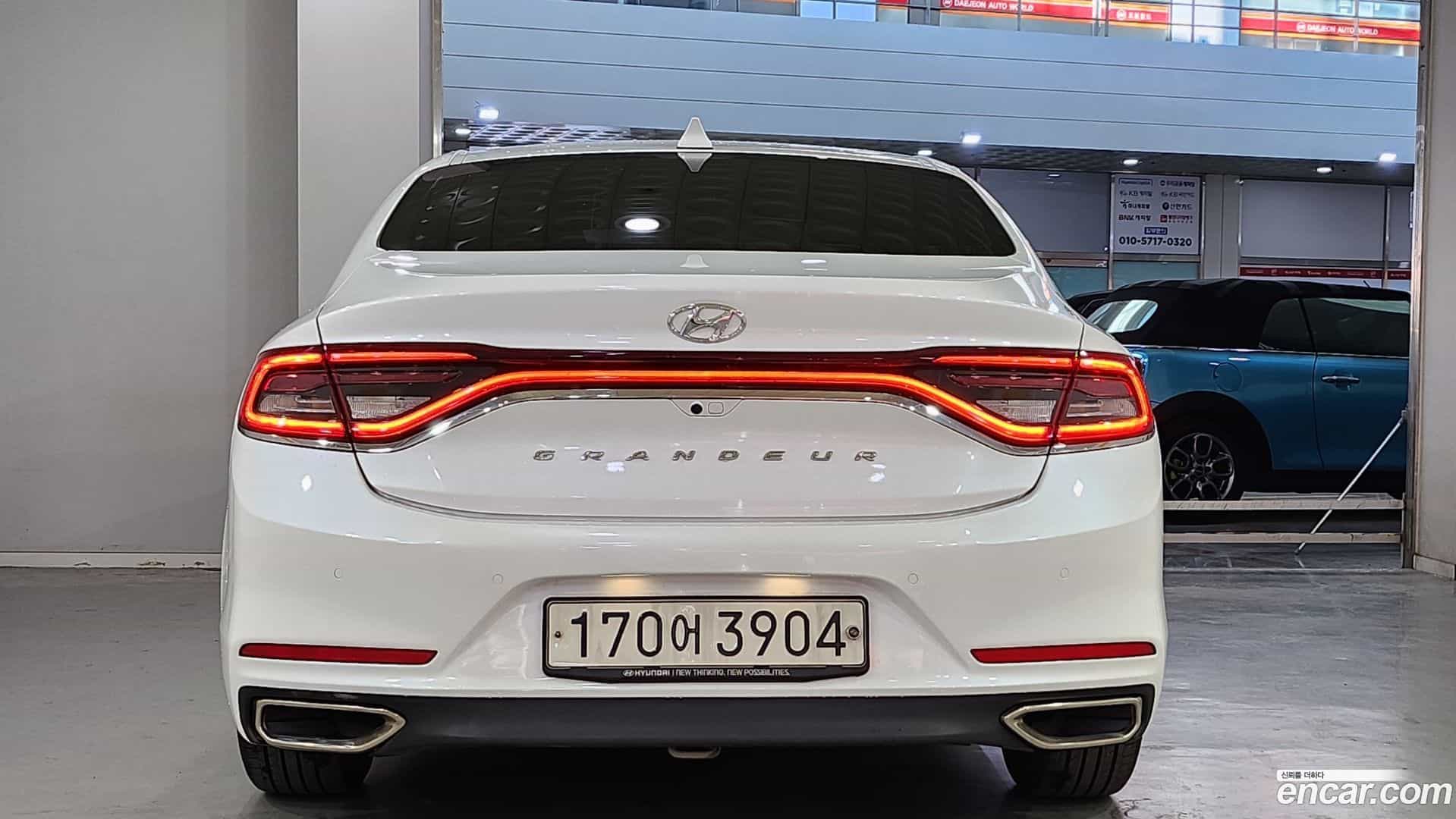 Grandeur Hyundai 2018.10-OUTER-005
