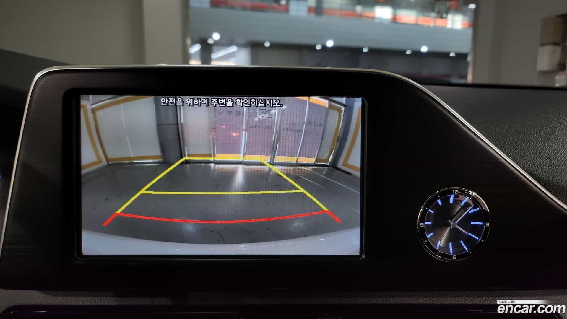 Grandeur Hyundai 2018.10-INNER-010