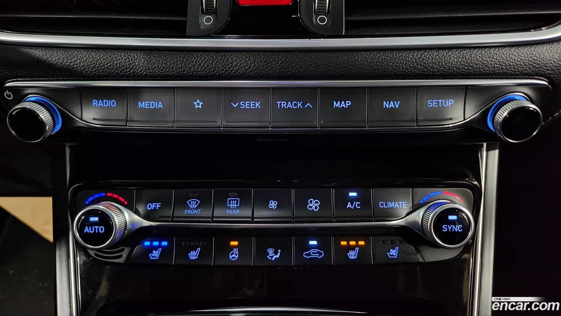 Grandeur Hyundai 2018.10-OPTION-015