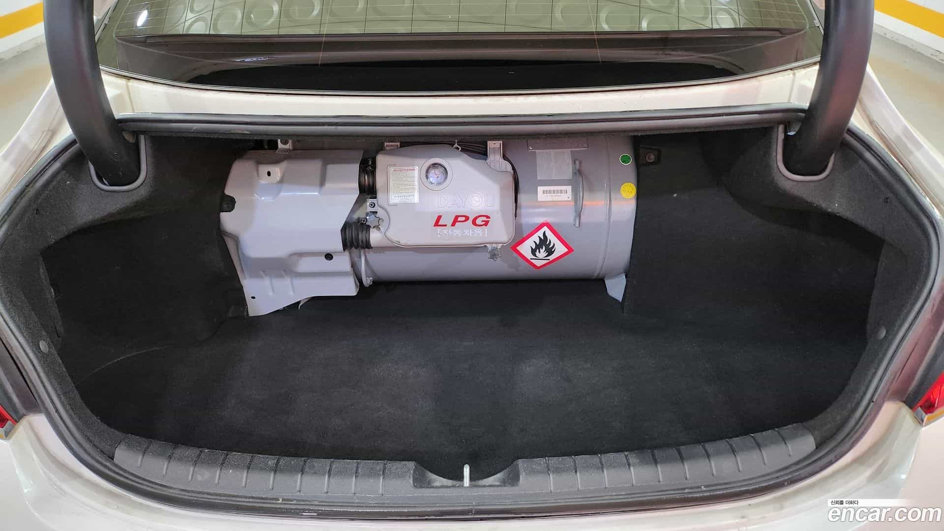 Grandeur Hyundai 2018.10-OPTION-021