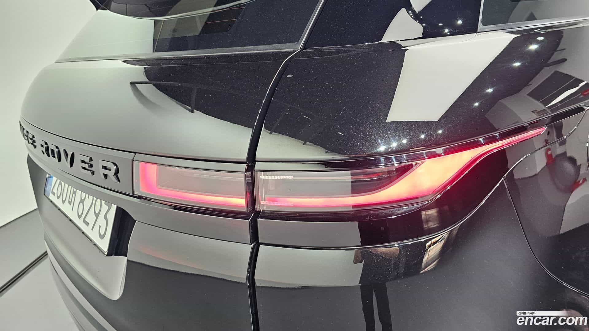 Range Rover Evoque Land Rover 2025.2-OUTER-033