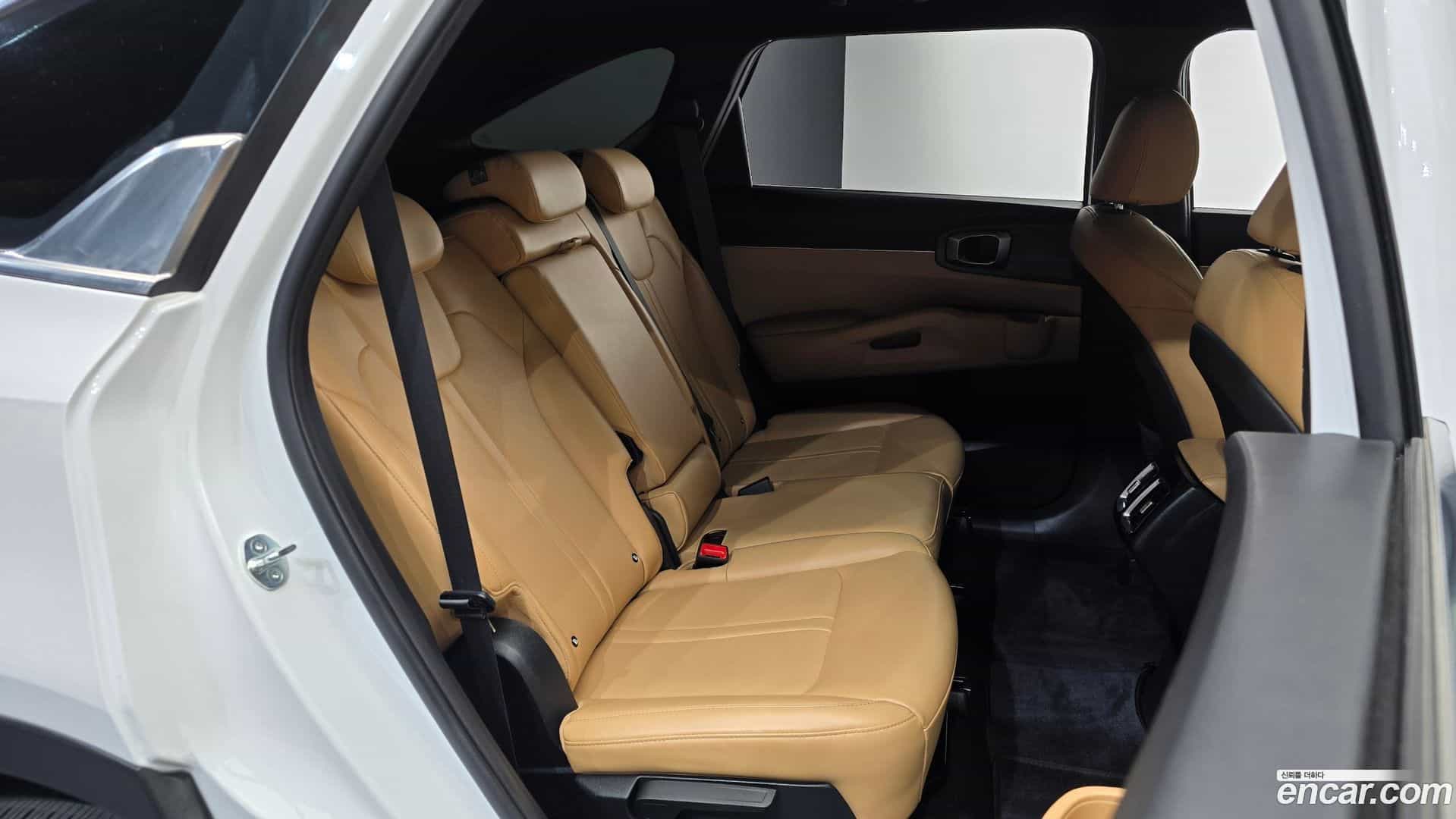 Sorento Kia 2023.0-OPTION-015
