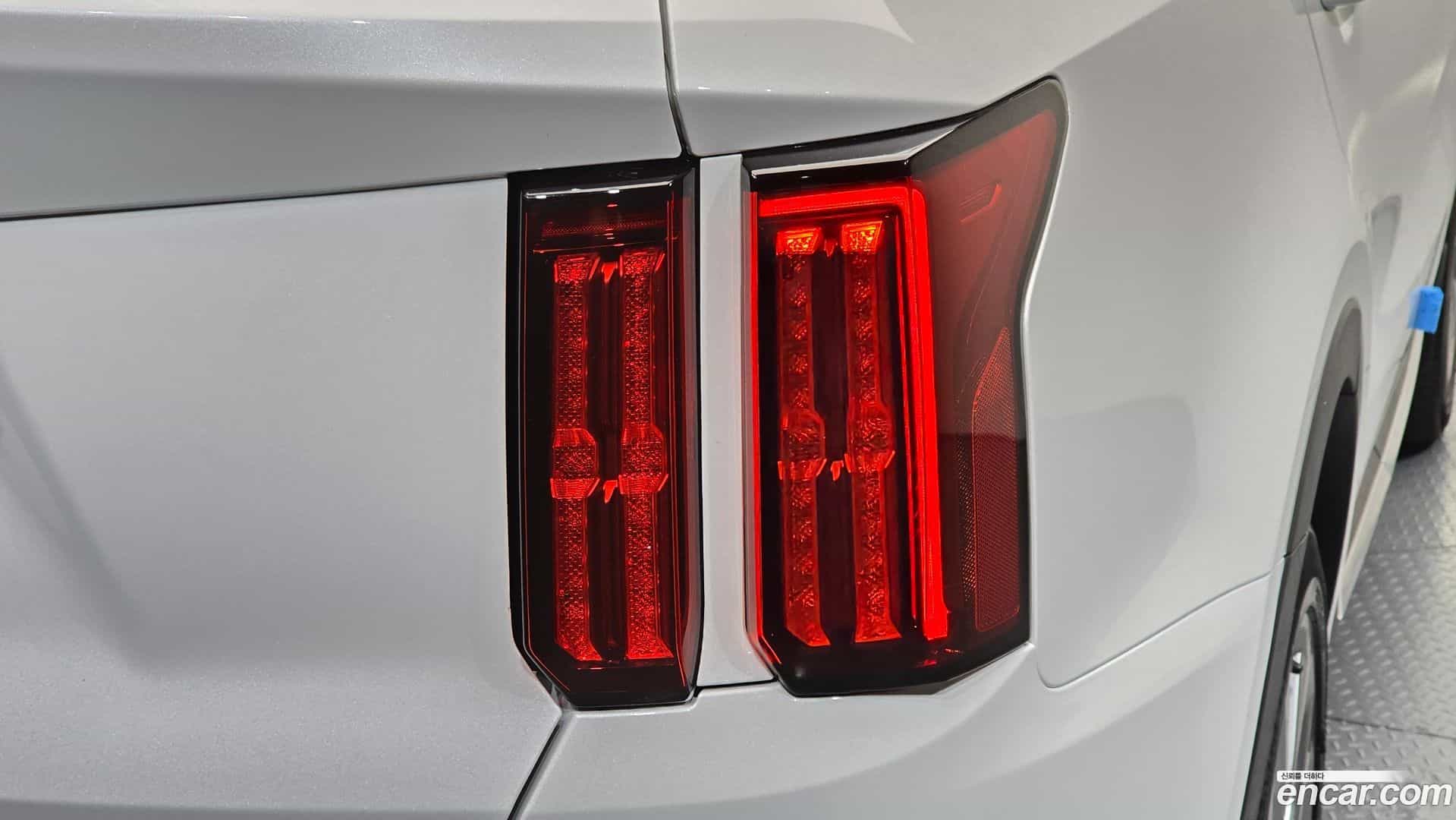 Sorento Kia 2023.0-OUTER-033