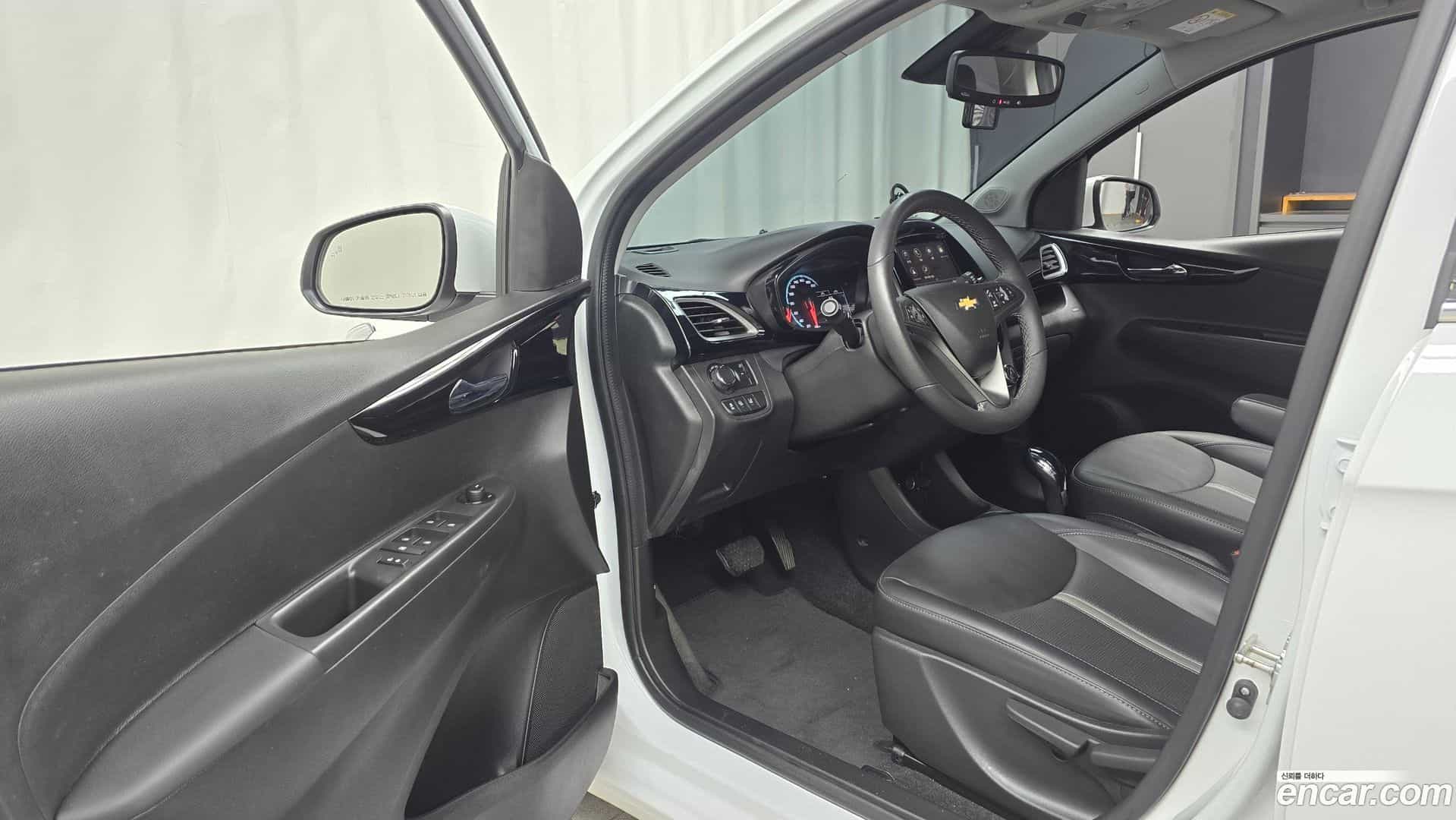 Spark Chevrolet 2022.9-INNER-010