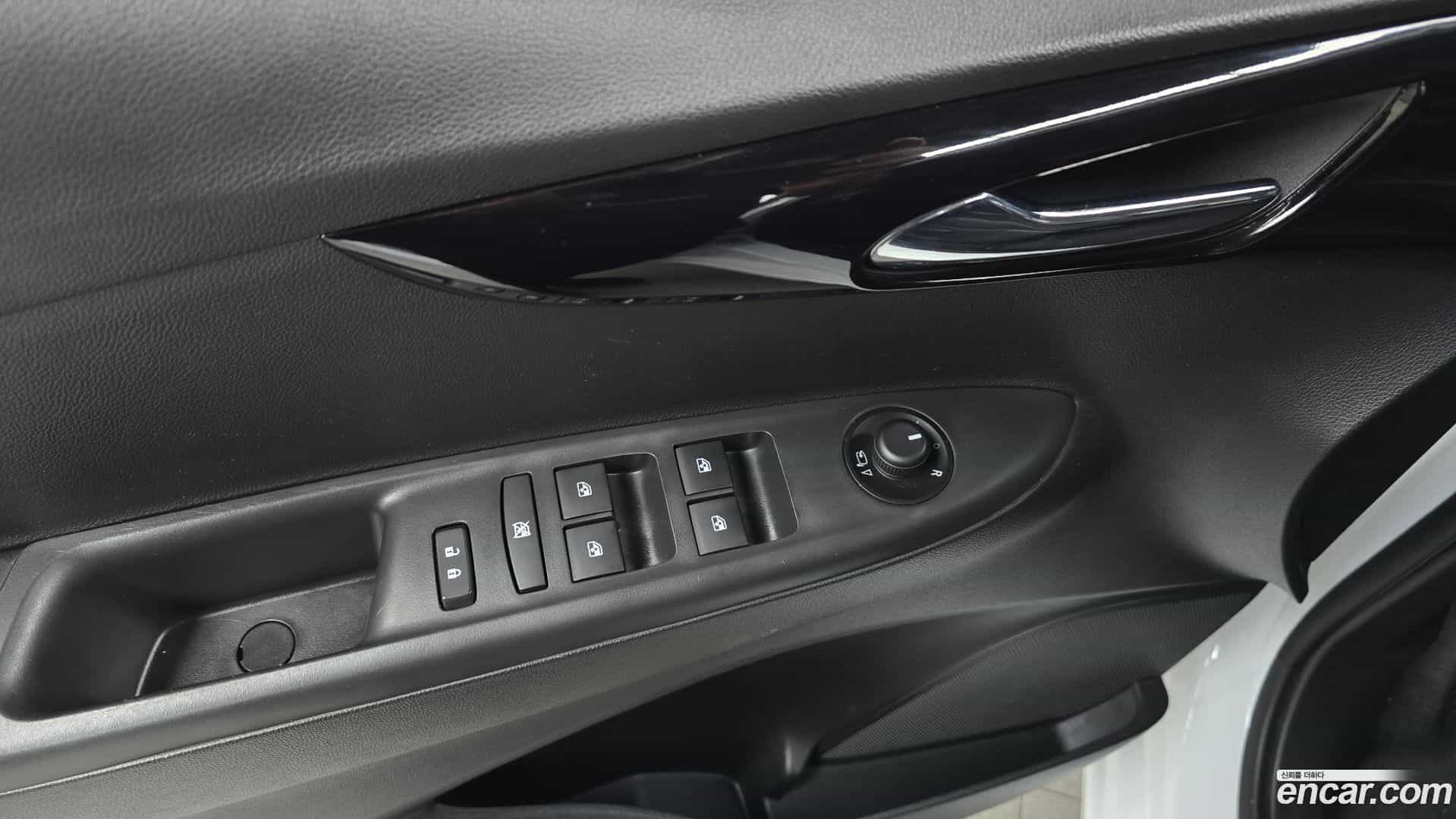 Spark Chevrolet 2022.9-OPTION-023