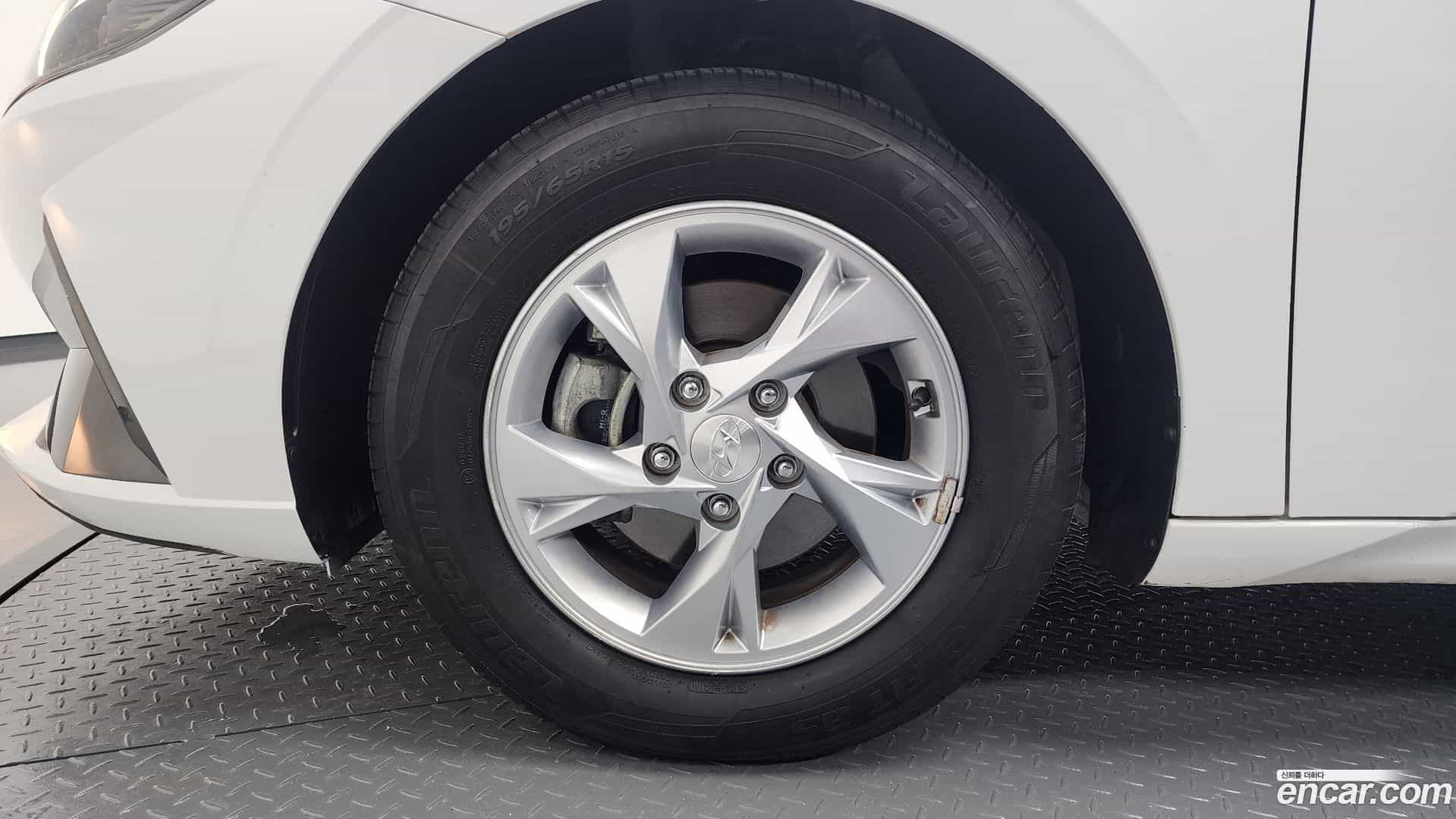 AVANTE Hyundai 2021.3-OUTER-005