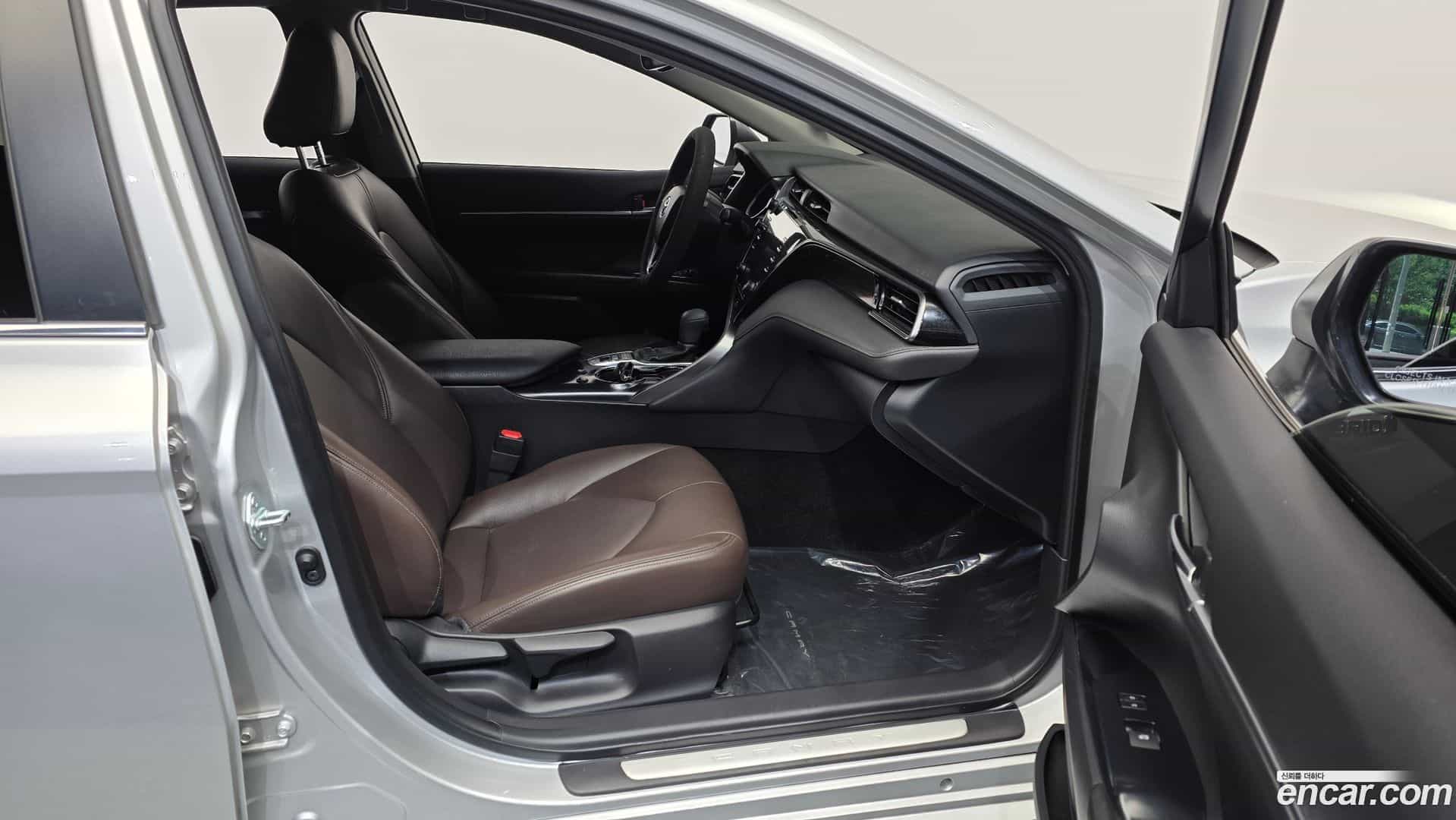 Camry Toyota 2021.3-OPTION-015