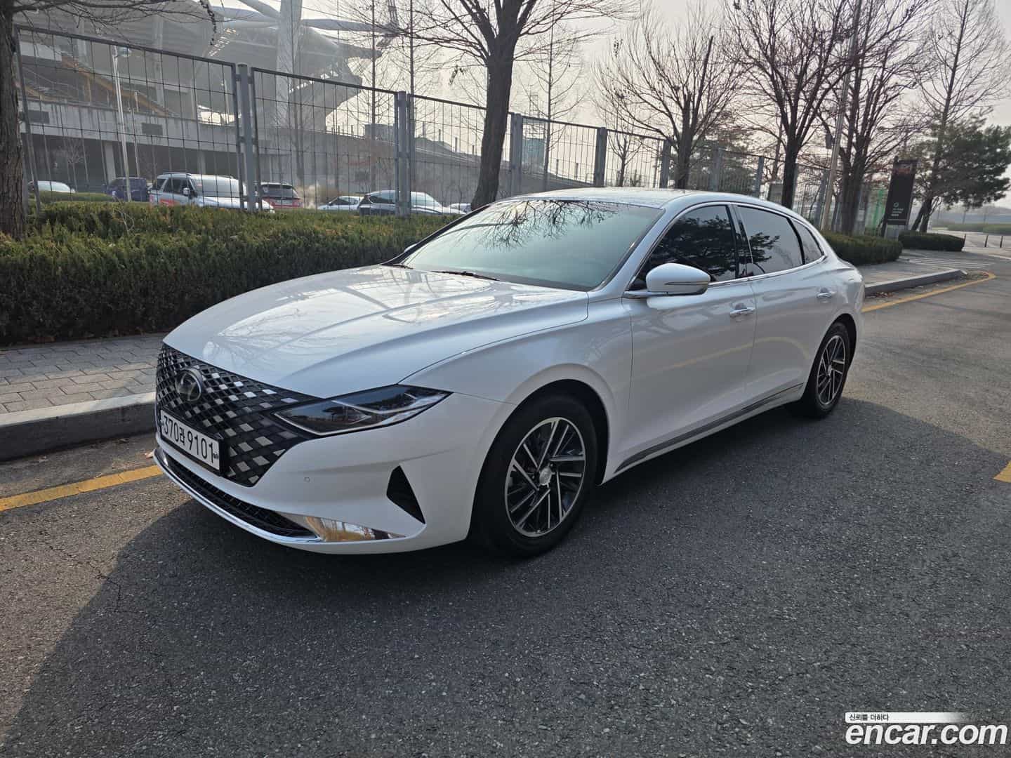 Grandeur Hyundai 2022.0-OUTER-001