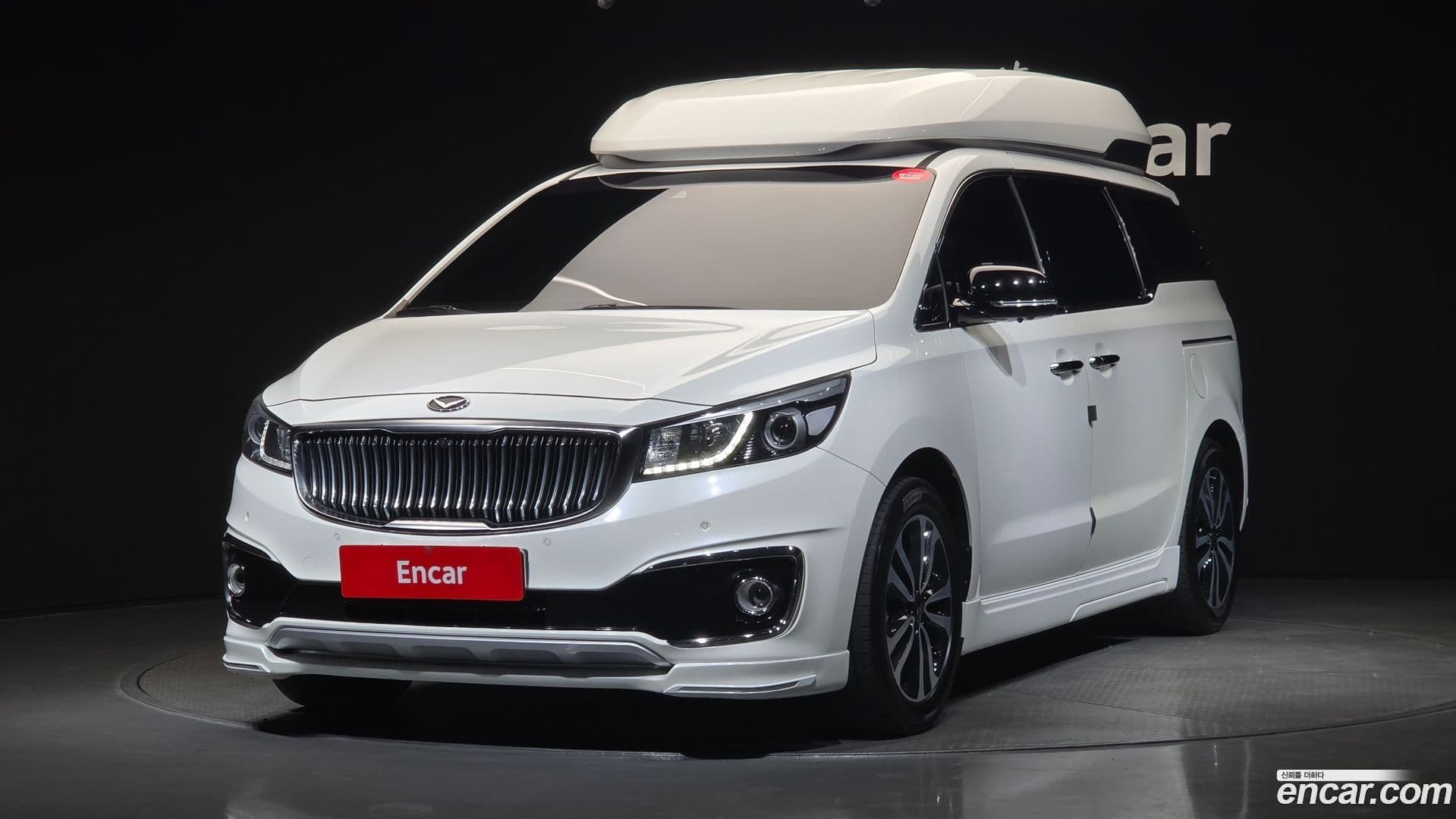 Main__Slider__Photo:Canival Kia 2016.7-0