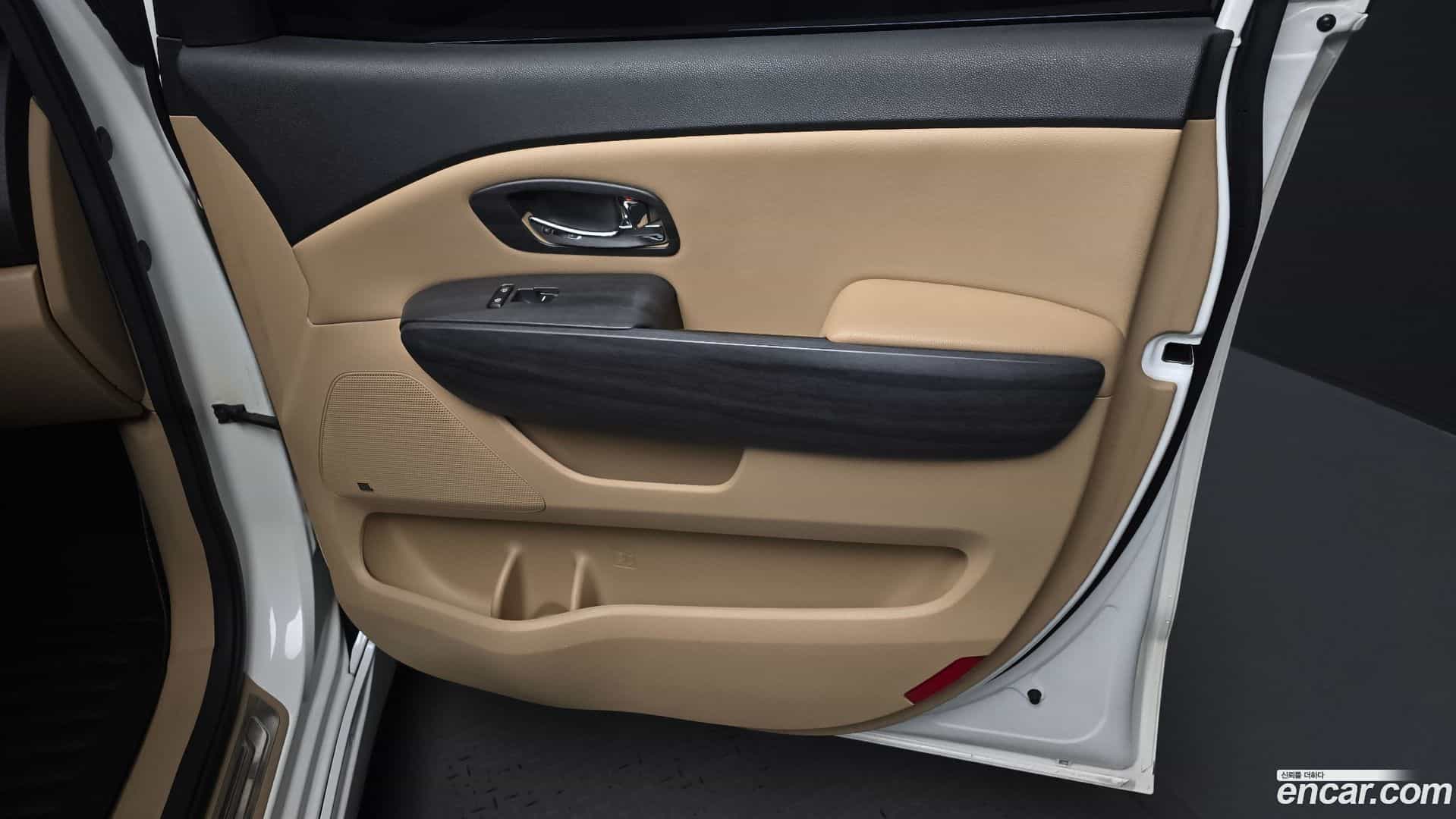 Canival Kia 2016.7-INNER-035